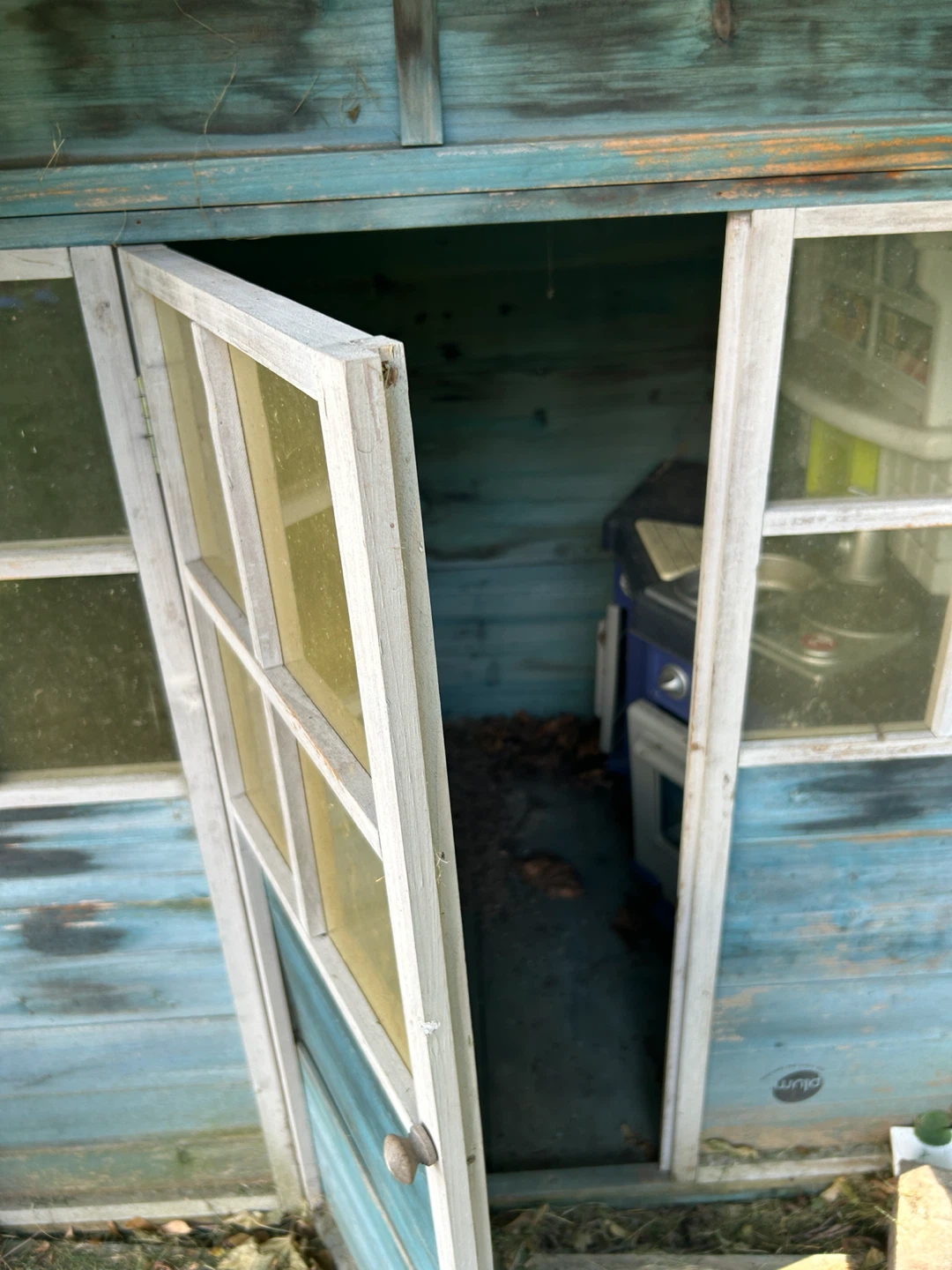 DIY opportunity - FREE wooden play house - photo 2