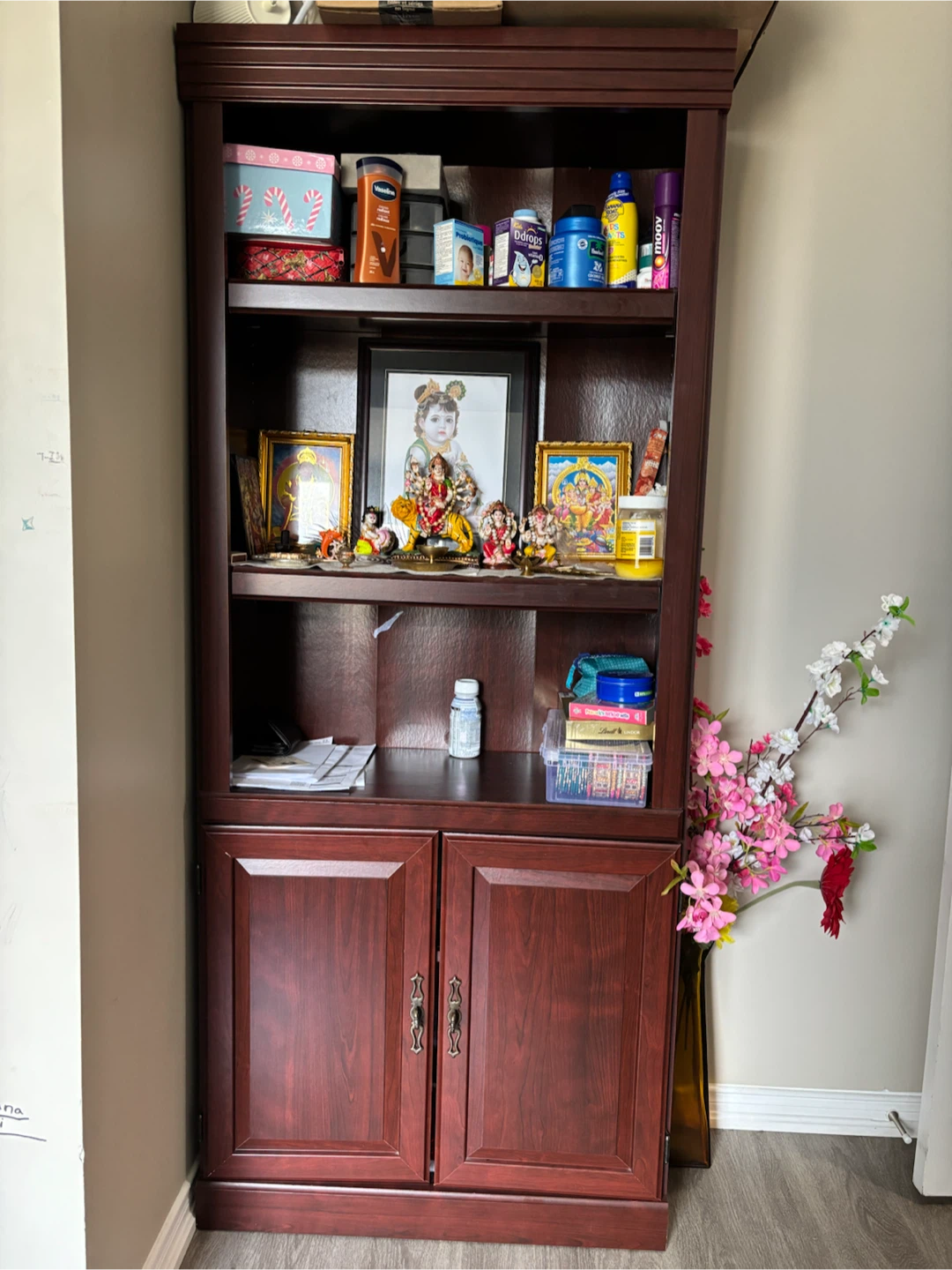 Wooden Bookcase / Display Shelf - photo 2