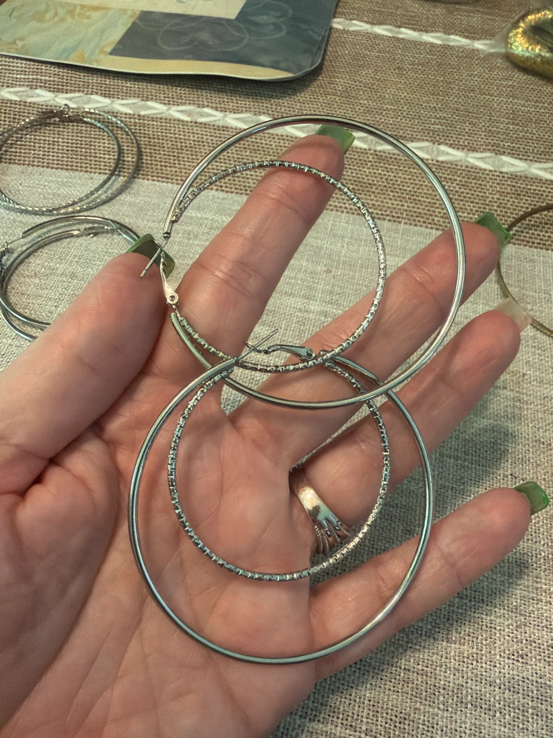 Silver Hoop Earrings Set - photo 3