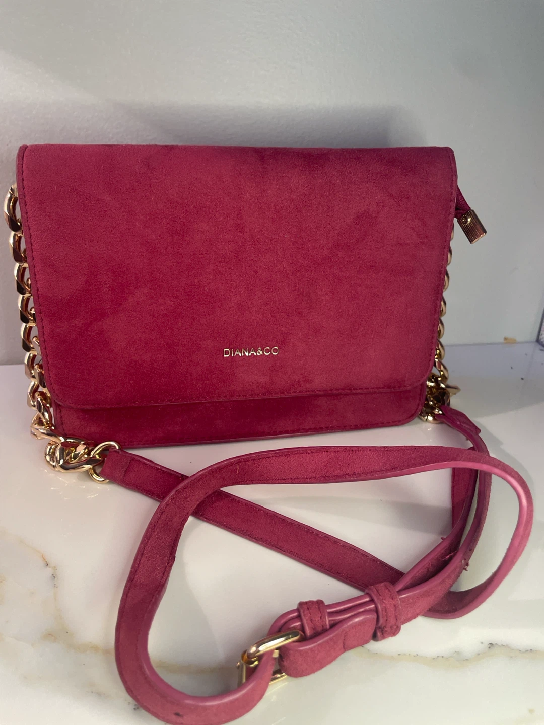 DIANA&CO Pink Suede Chain Shoulder Bag