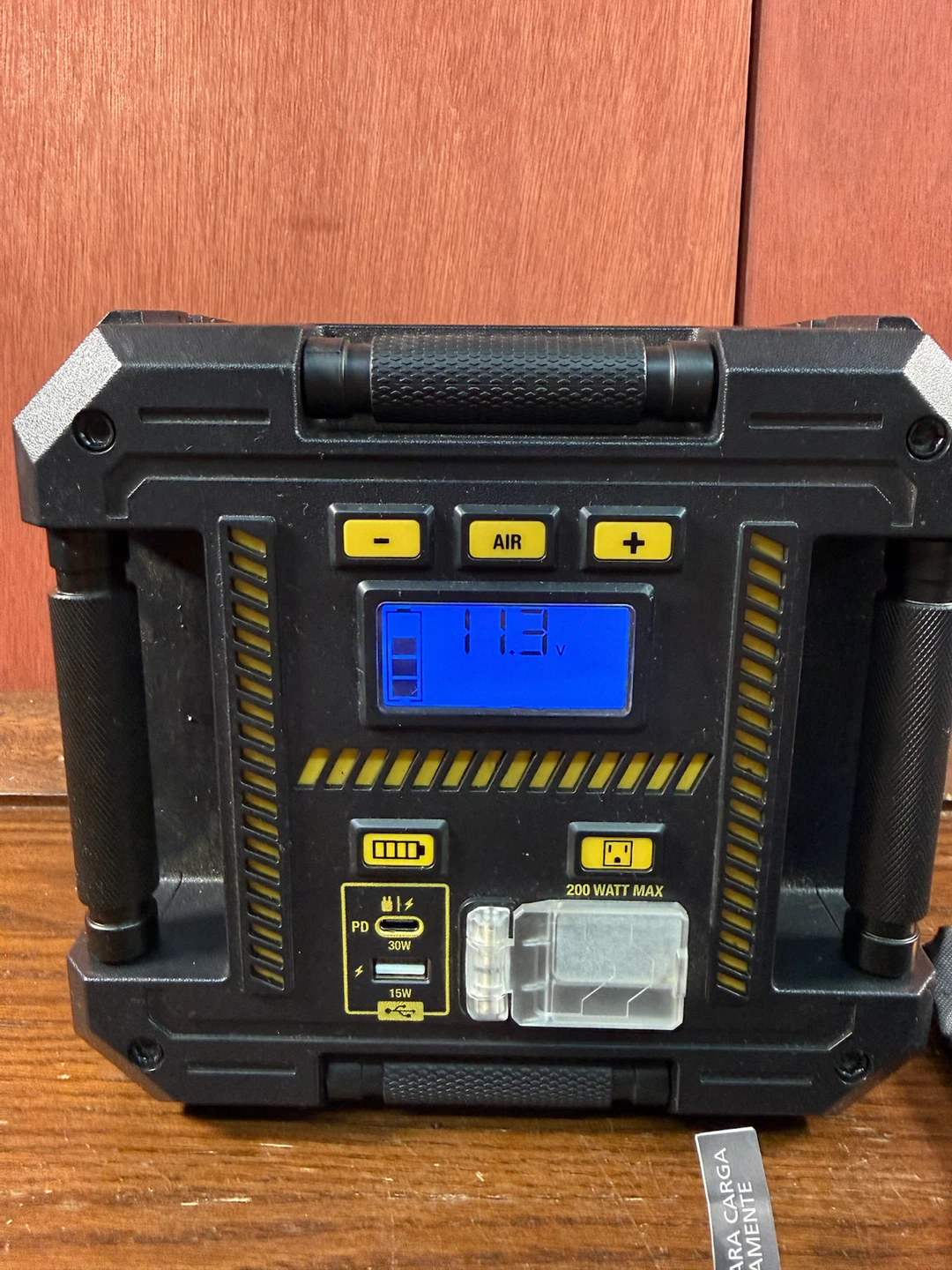 CAT 1750A Portable Lithium Power Station Jump Starter - photo 2