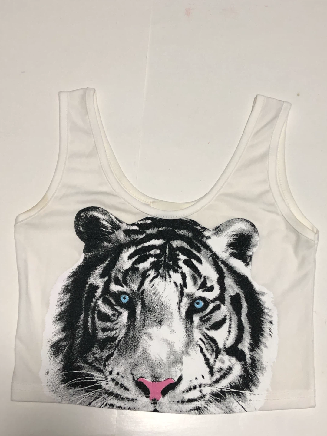 Preowned Urban Powder Made In Korea Tiger White Crop Top Women’s