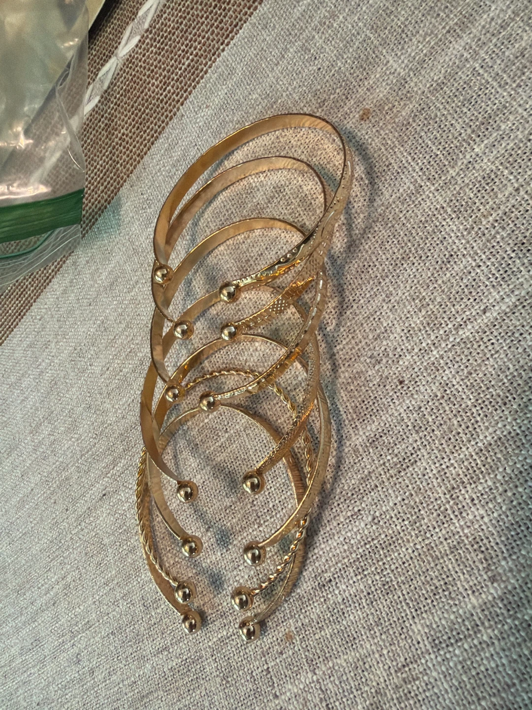 Set of 7Gold-Tone Bangle Bracelets - photo 2