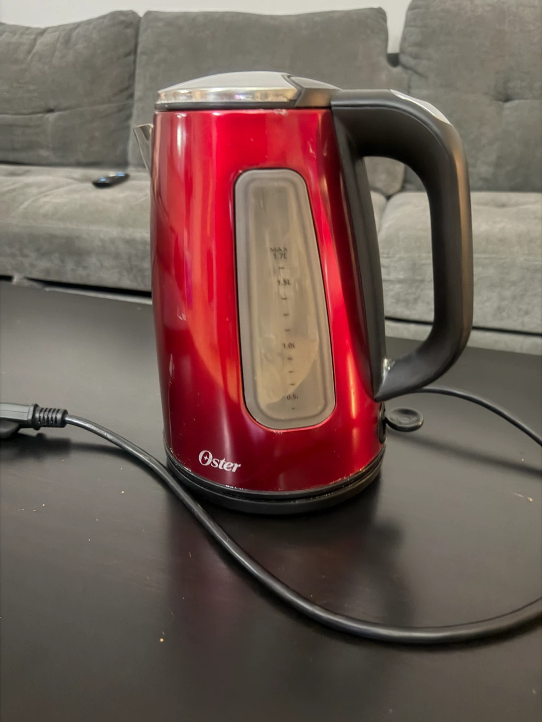 Oster Electric Kettle - Red