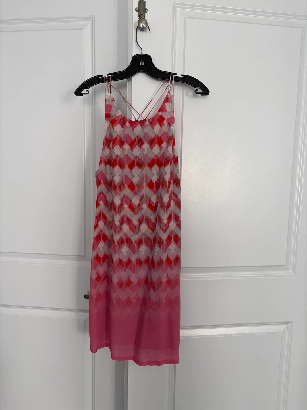 Women's Pink Geometric Tank Top