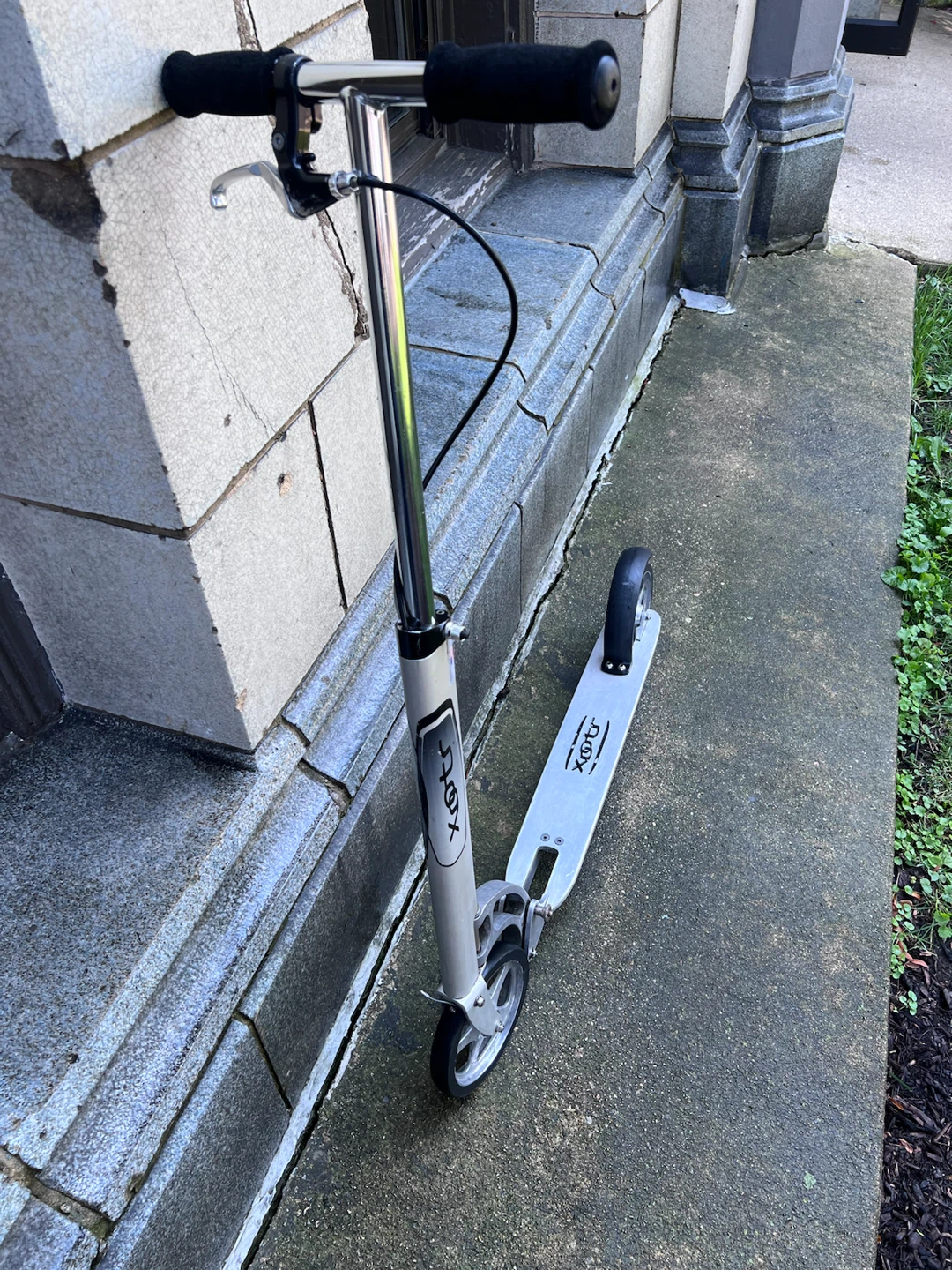 Xootr Folding Scooter - photo 3
