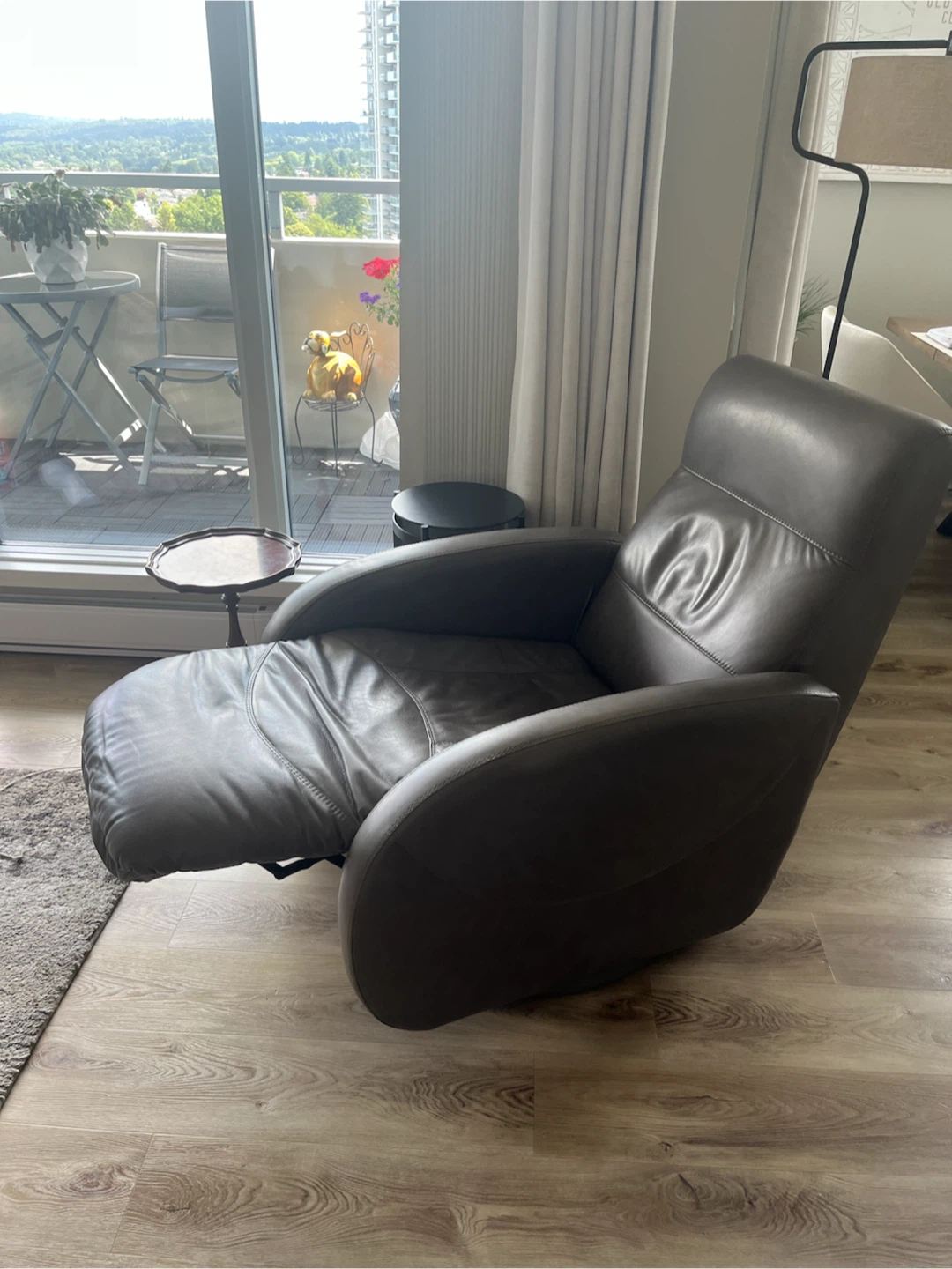 Leather Recliner - photo 2