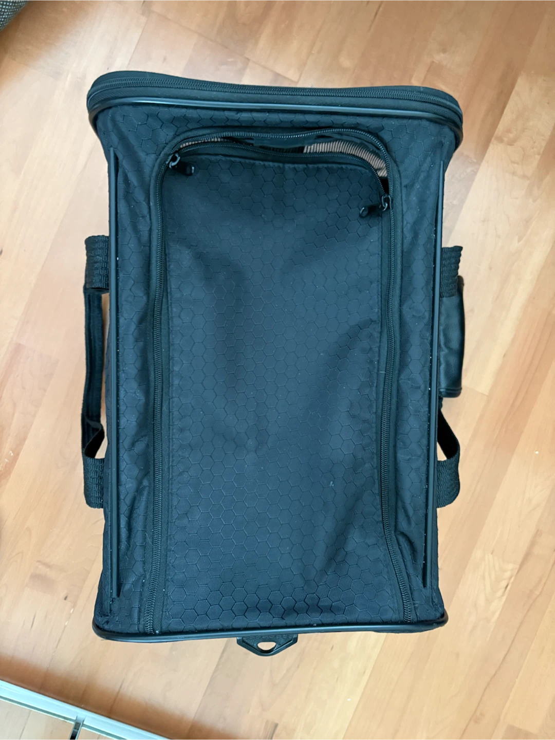 15” X 11” Black Pet Carrier Bag with Fleece Pad
