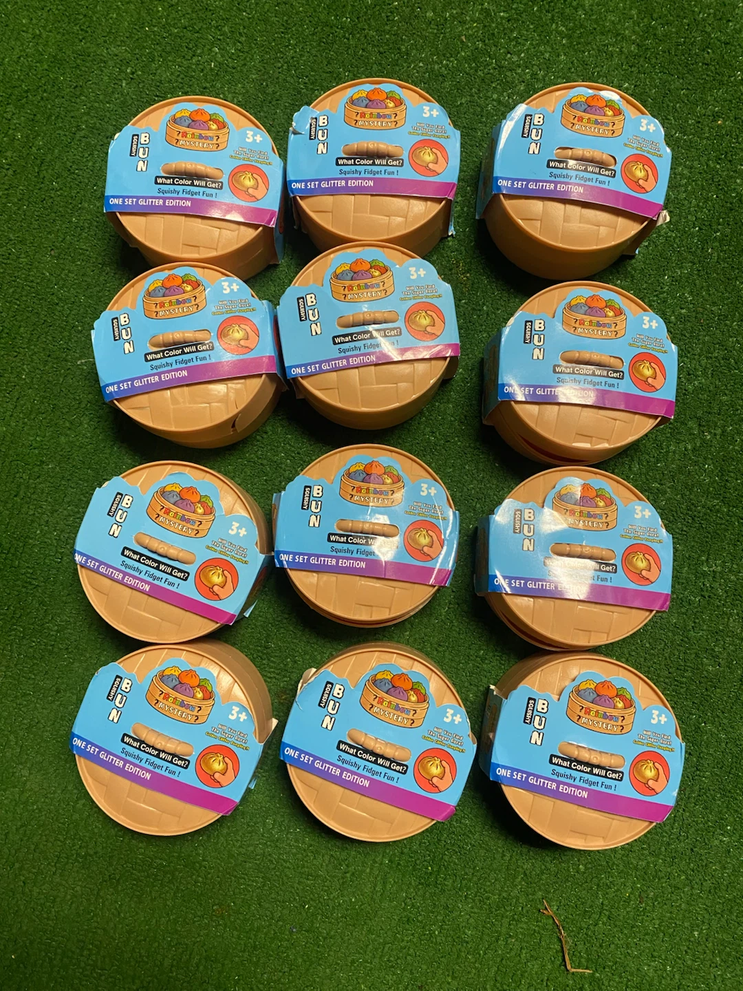 BUN Squishy Fidget Fun Glitter Edition Blind Toy - photo 2