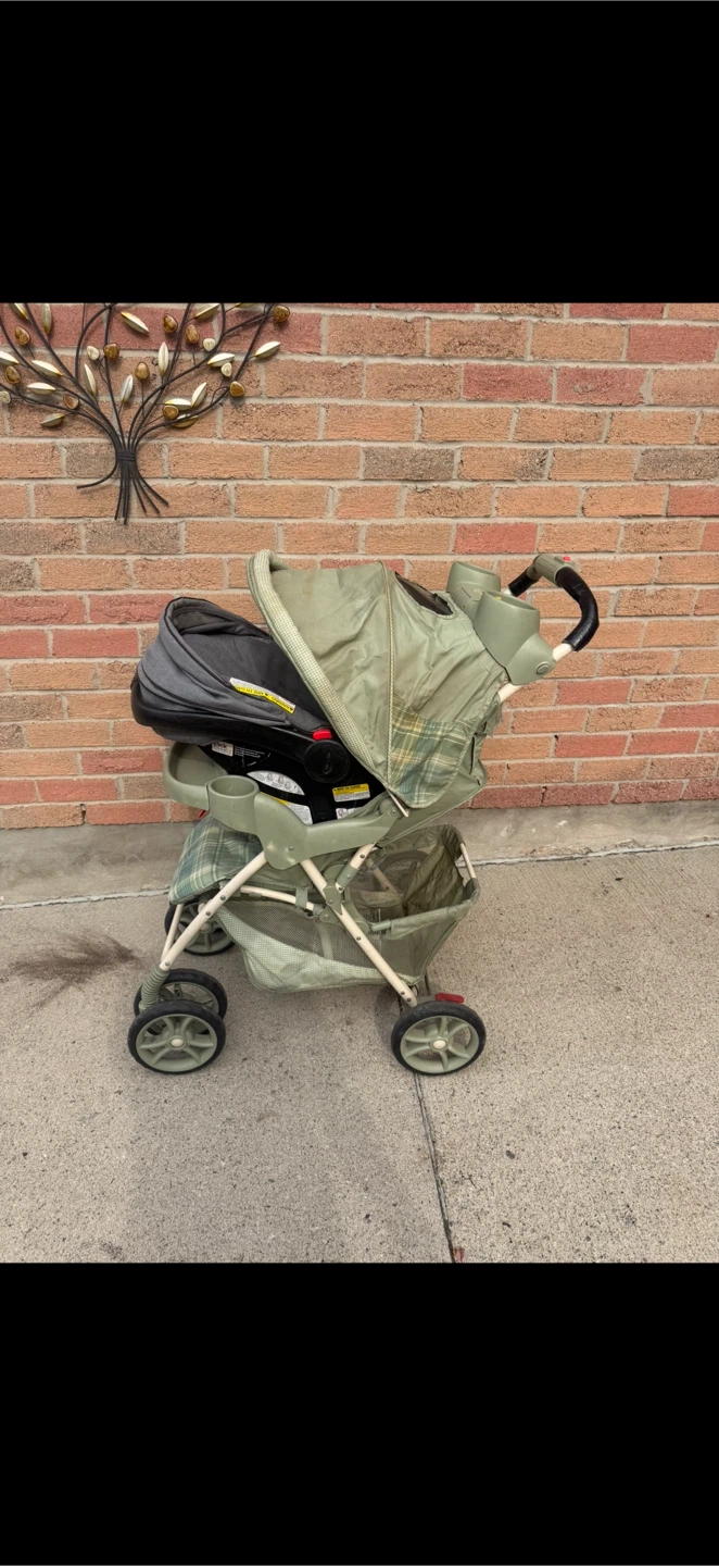 Stroller With Attachable Baby Seat - photo 3