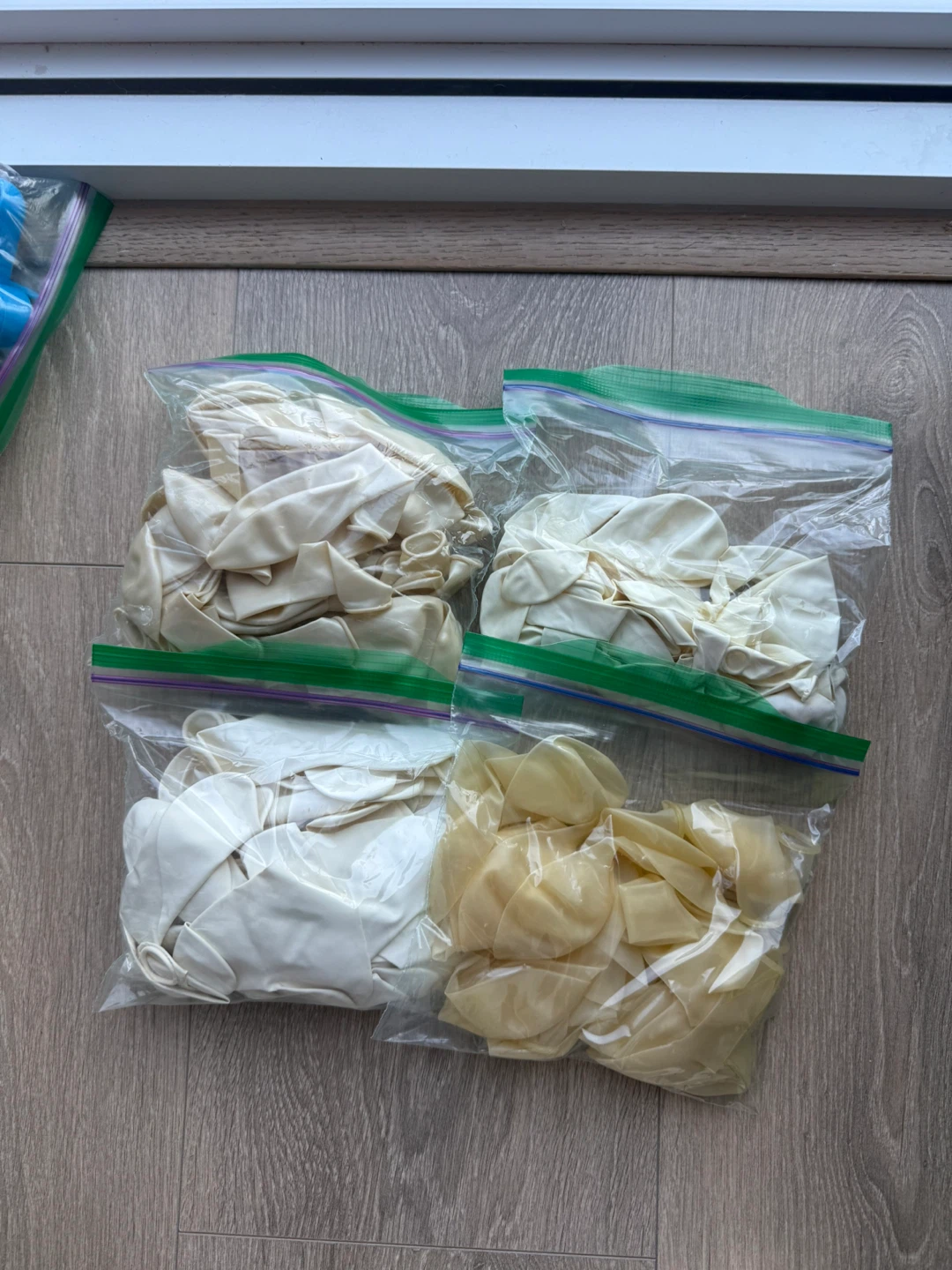Latex Balloons - Cream and Tan