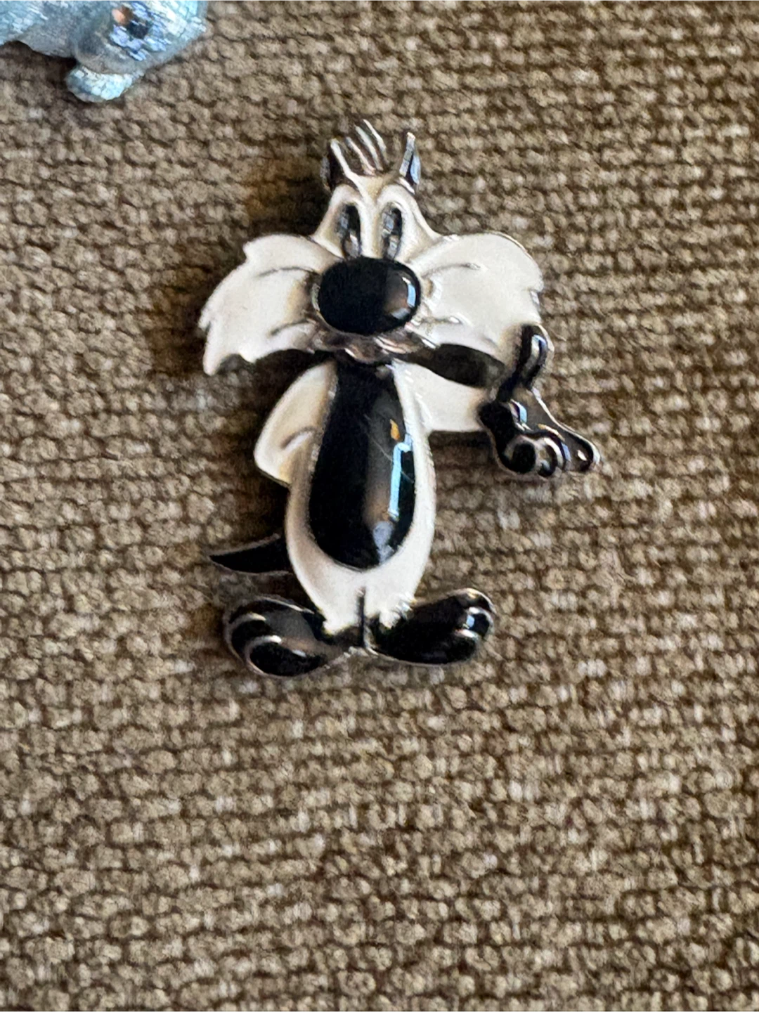 Looney Tunes Sylvester Cat Enamel Pin