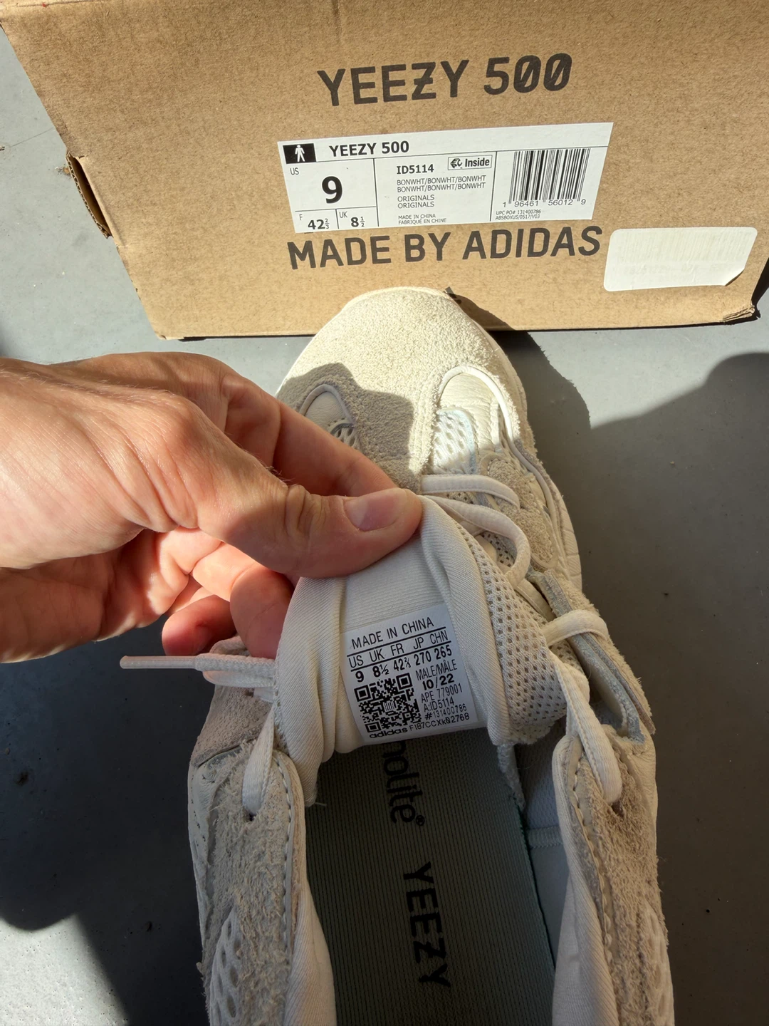 Yeezy 500 - Bone White - Men's Size 9 - With Box - photo 4