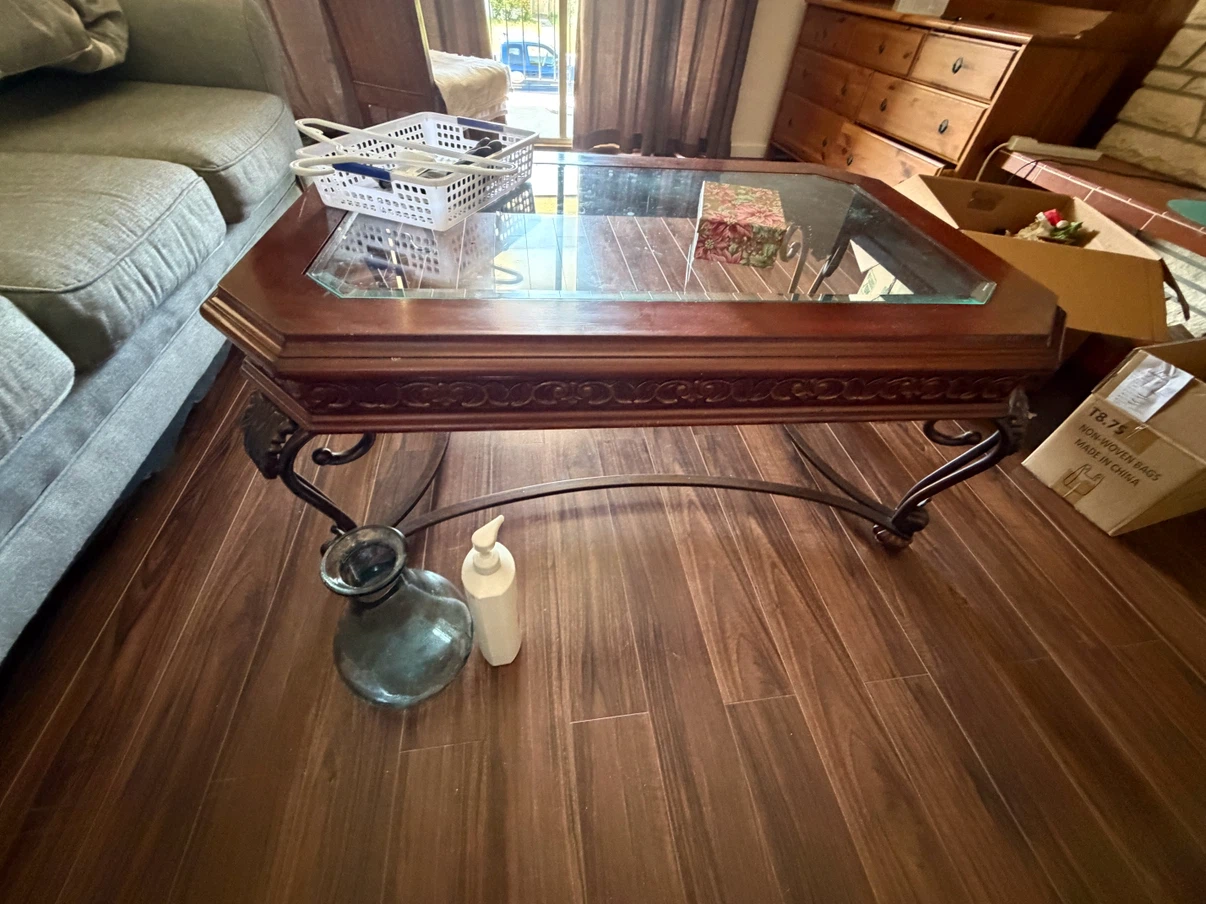 🎉 MULTI-FAMILY GARAGE SALE! 🎉 - photo 3