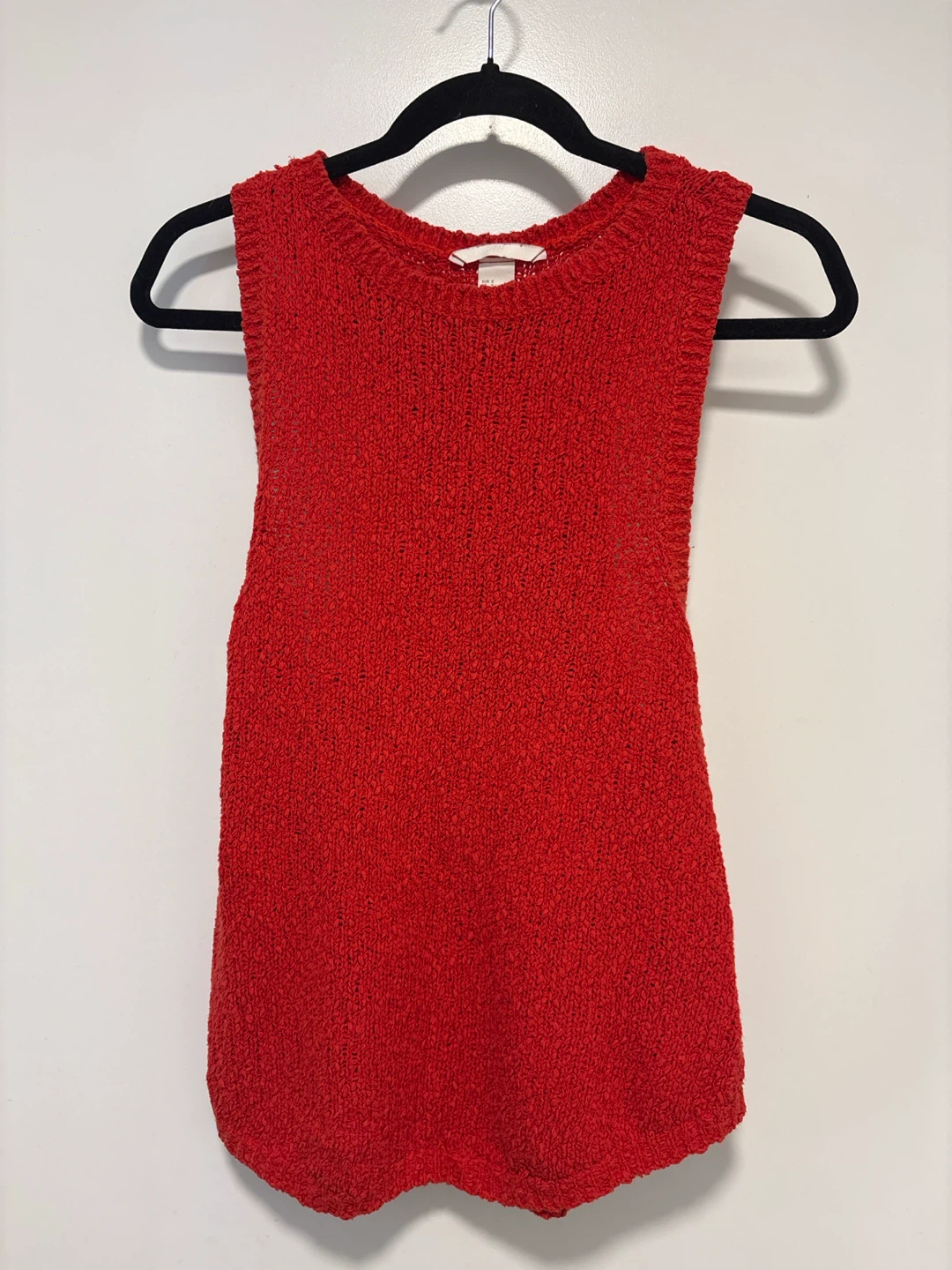 Red Sleeveless Knit Top