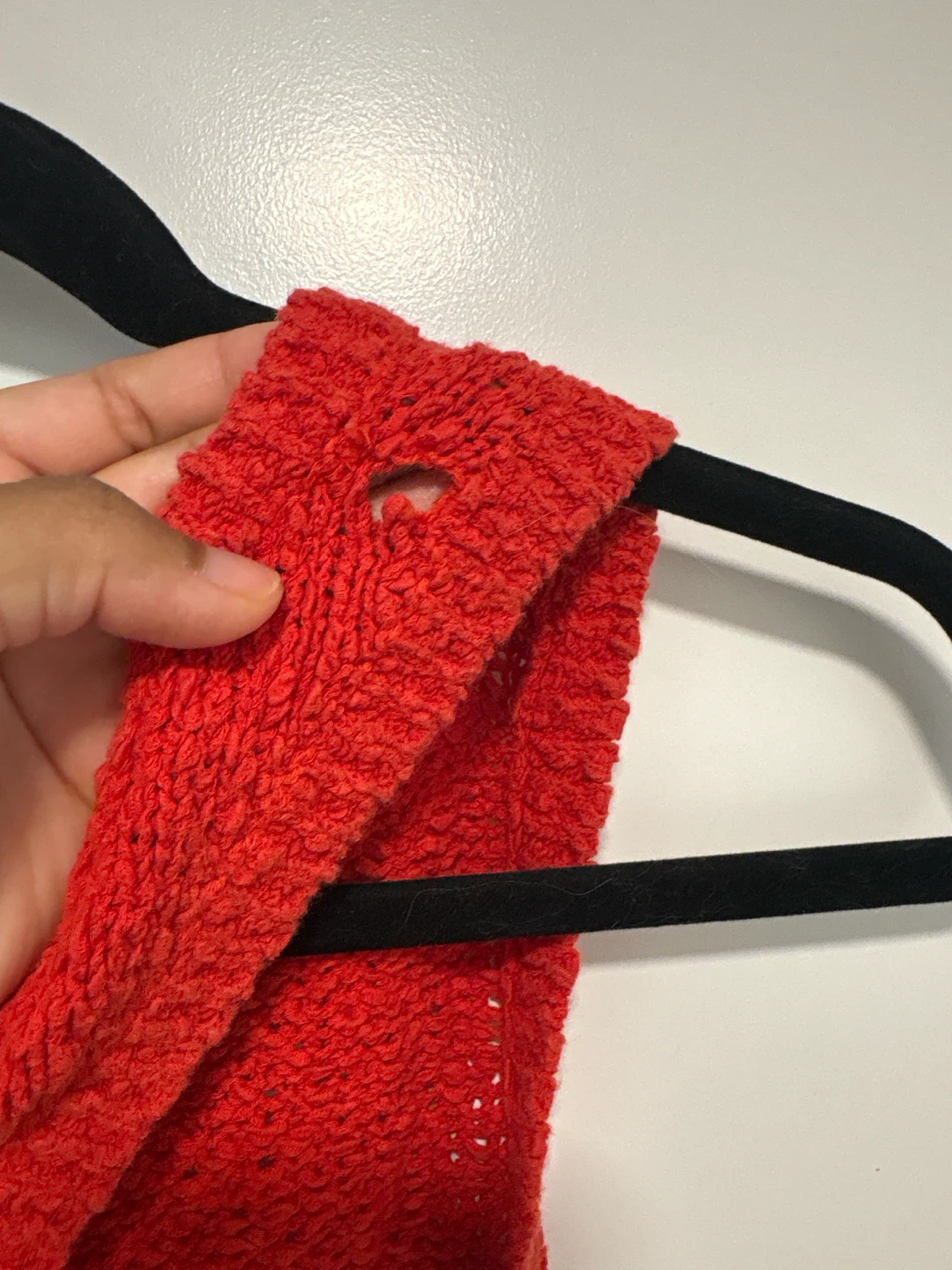 Red Sleeveless Knit Top - photo 3