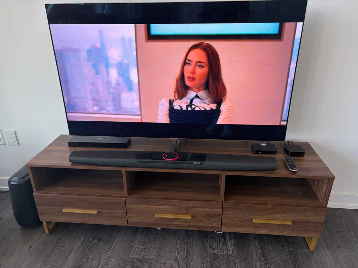 55” Samsung Q7 TV and Polk Sound System - photo 2