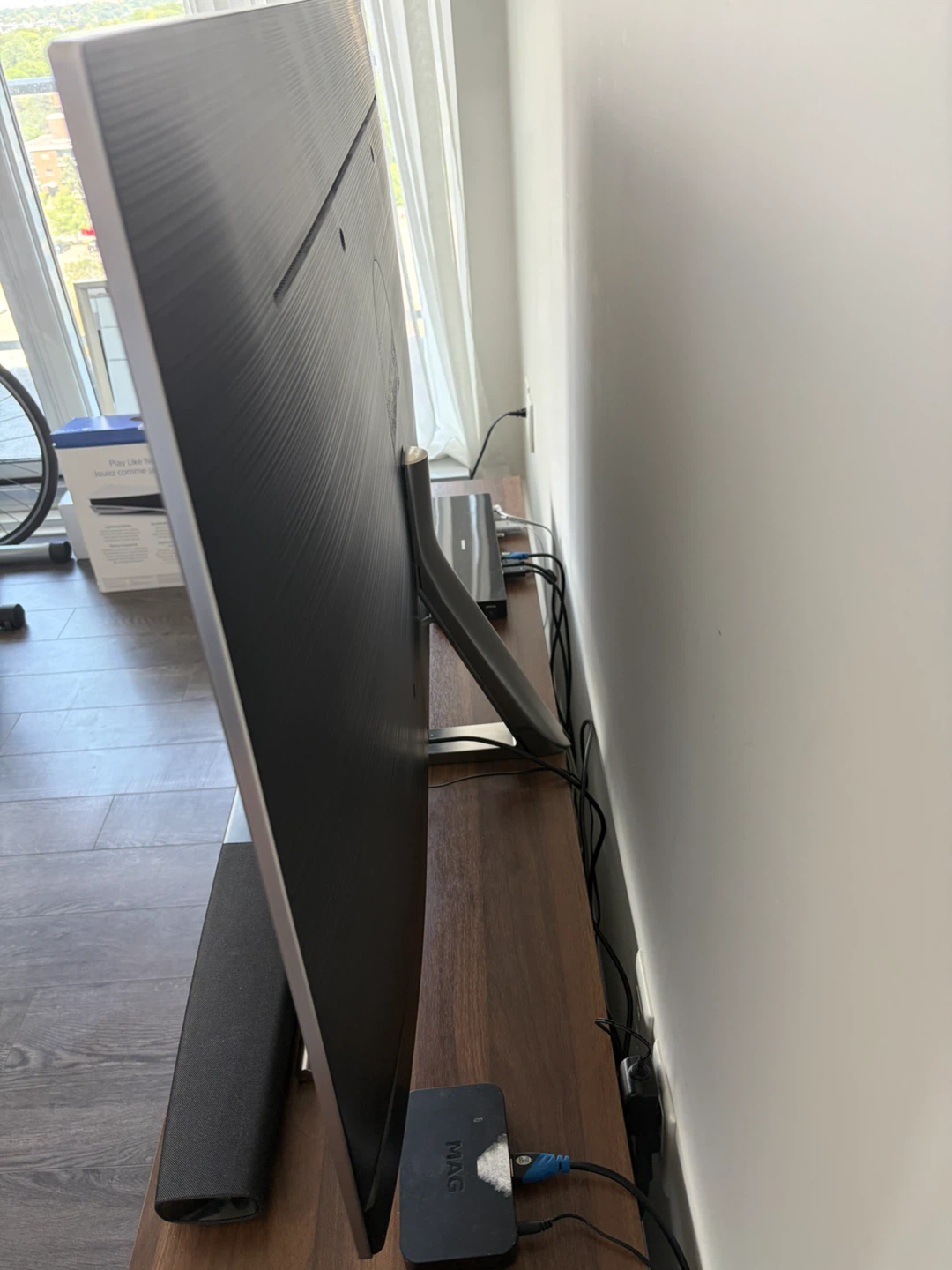 55” Samsung Q7 TV and Polk Sound System - photo 3