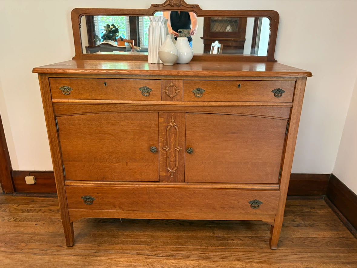 Vintage oak dining hutch - photo 2