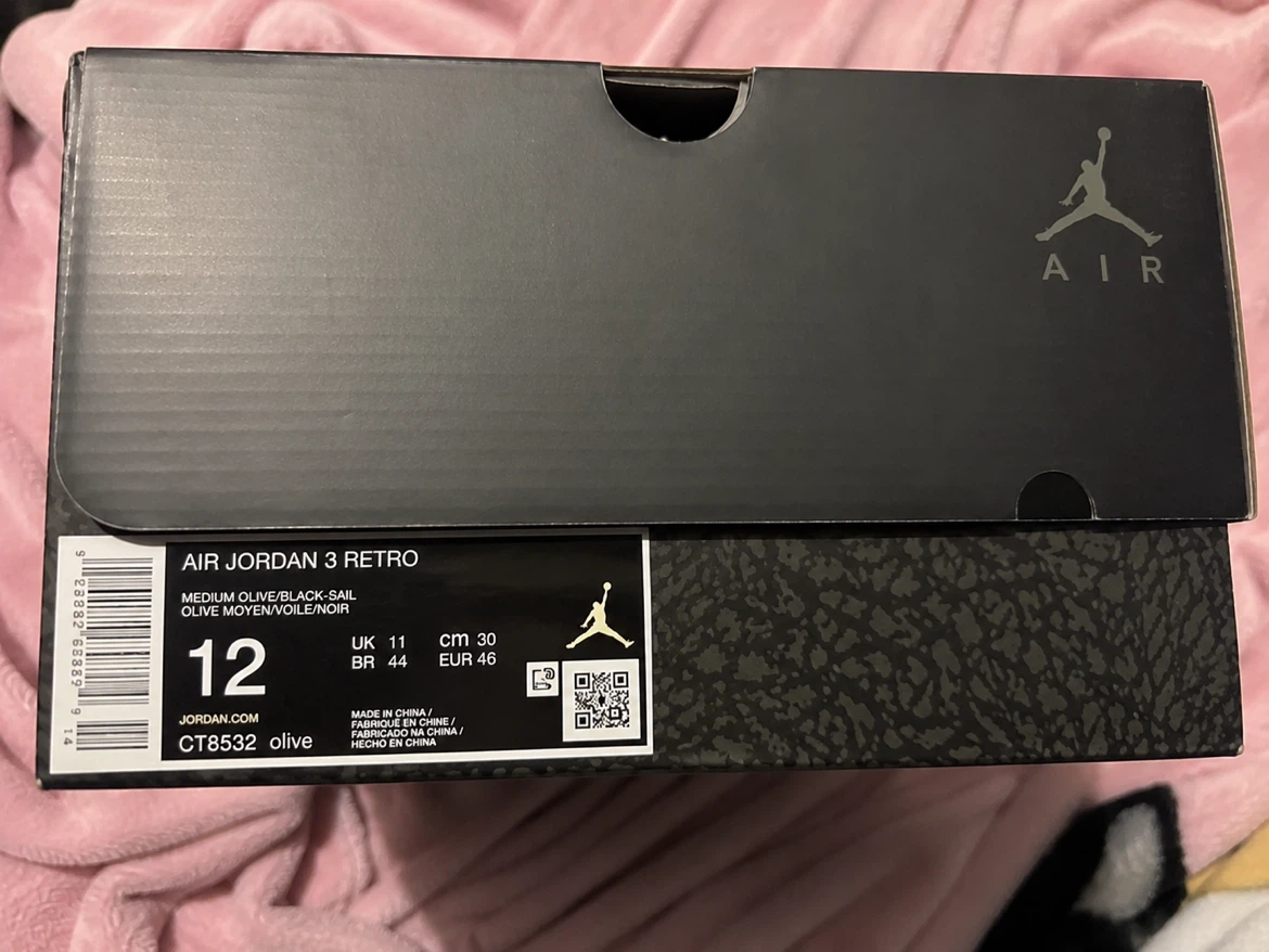 Air Jordan 3 Retro Medium Olive Size 12 - photo 2