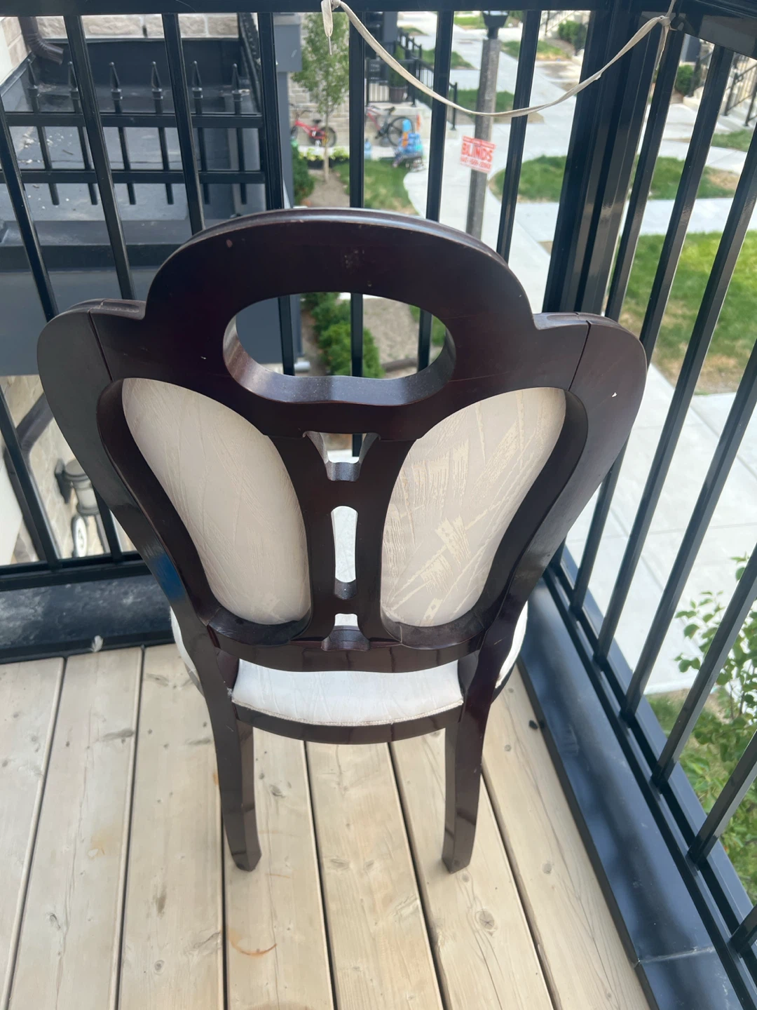 Dark Wood Accent Chair with White Upholstery - photo 3