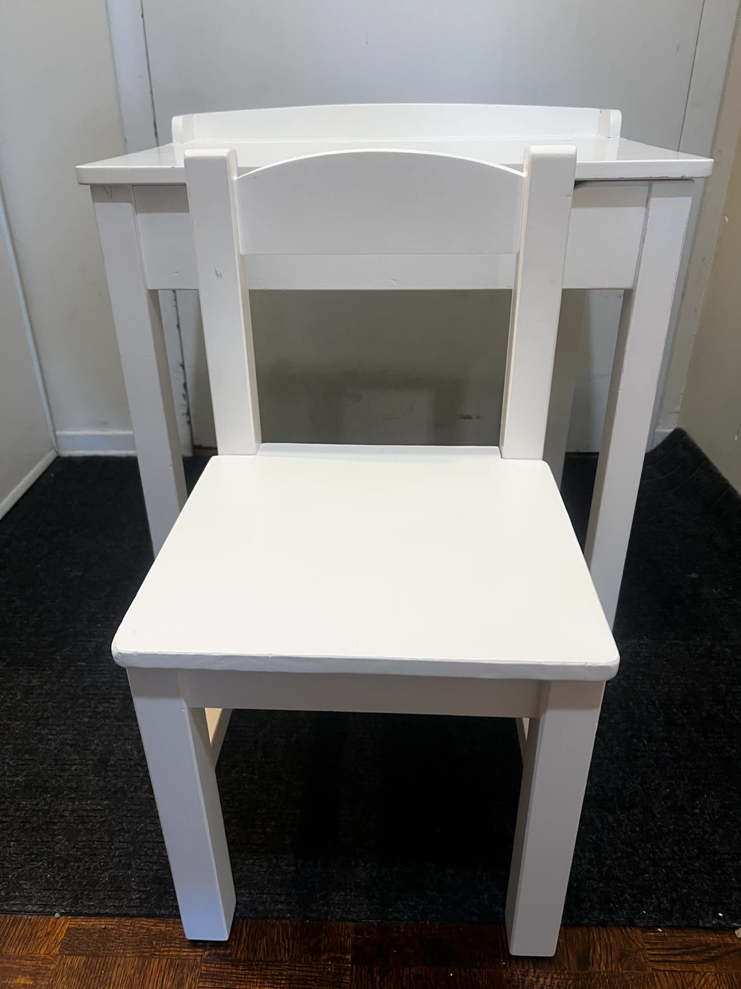 Melissa & Doug White Wooden Art Table & Chair Set - photo 3