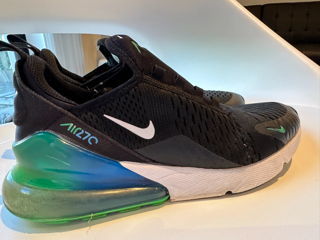 Nike Air Max 270 Youth Running Shoes