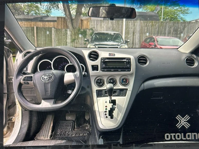 2014 Toyota Matrix - photo 2