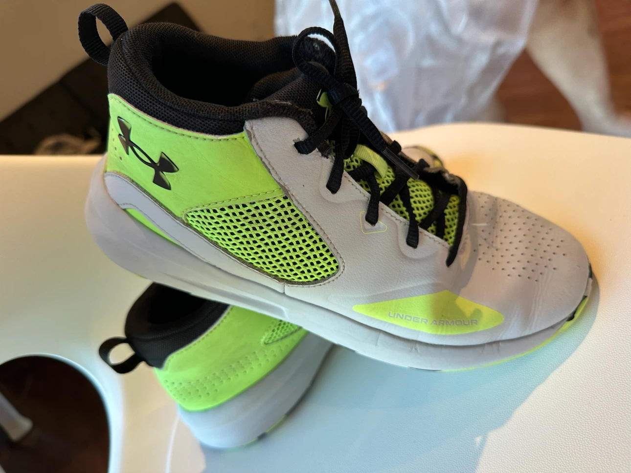 Under Armour Youth Shoes Size 6Y - photo 4