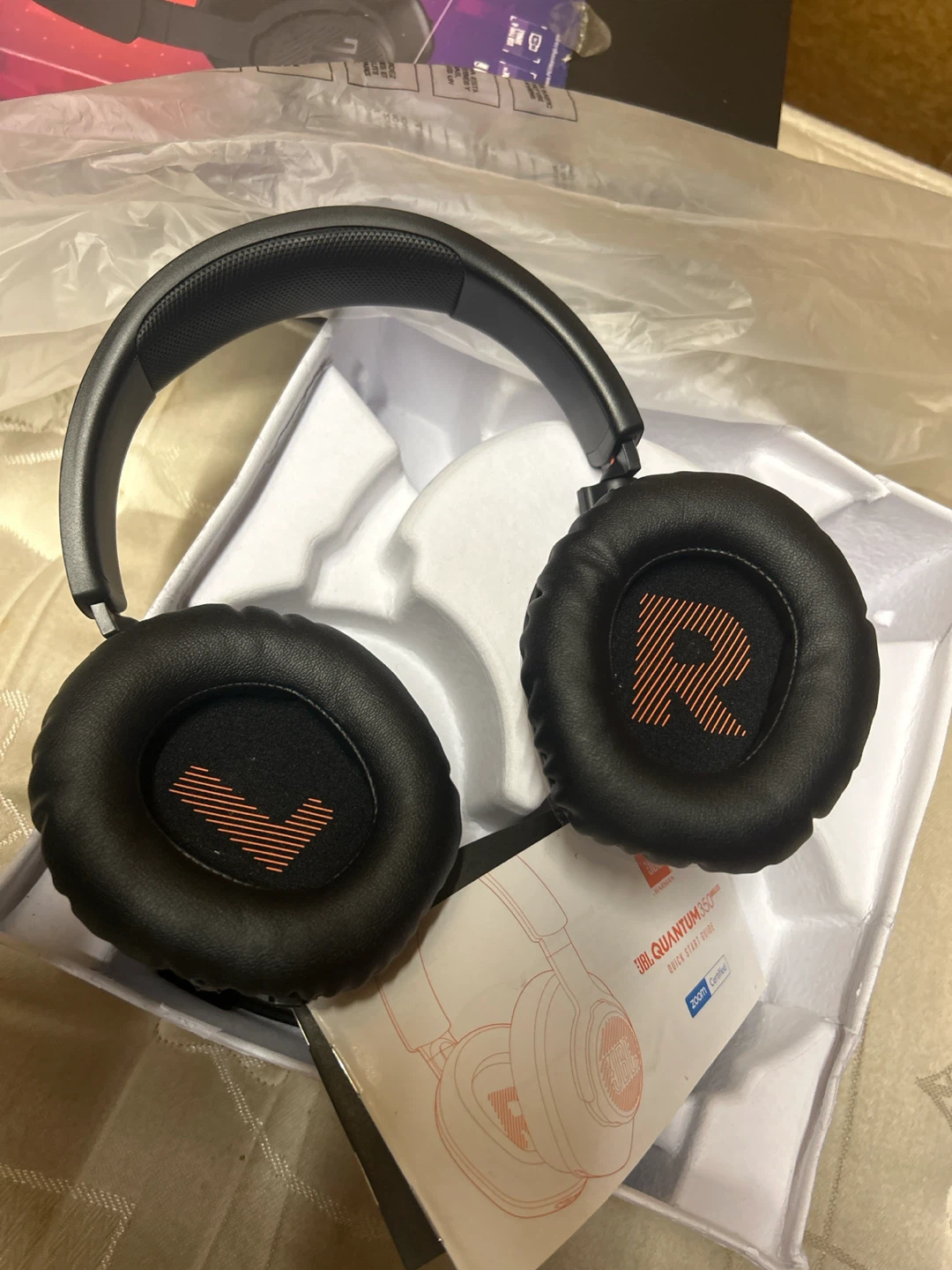 JBL Quantum 350 Wireless Gaming Headset - photo 3