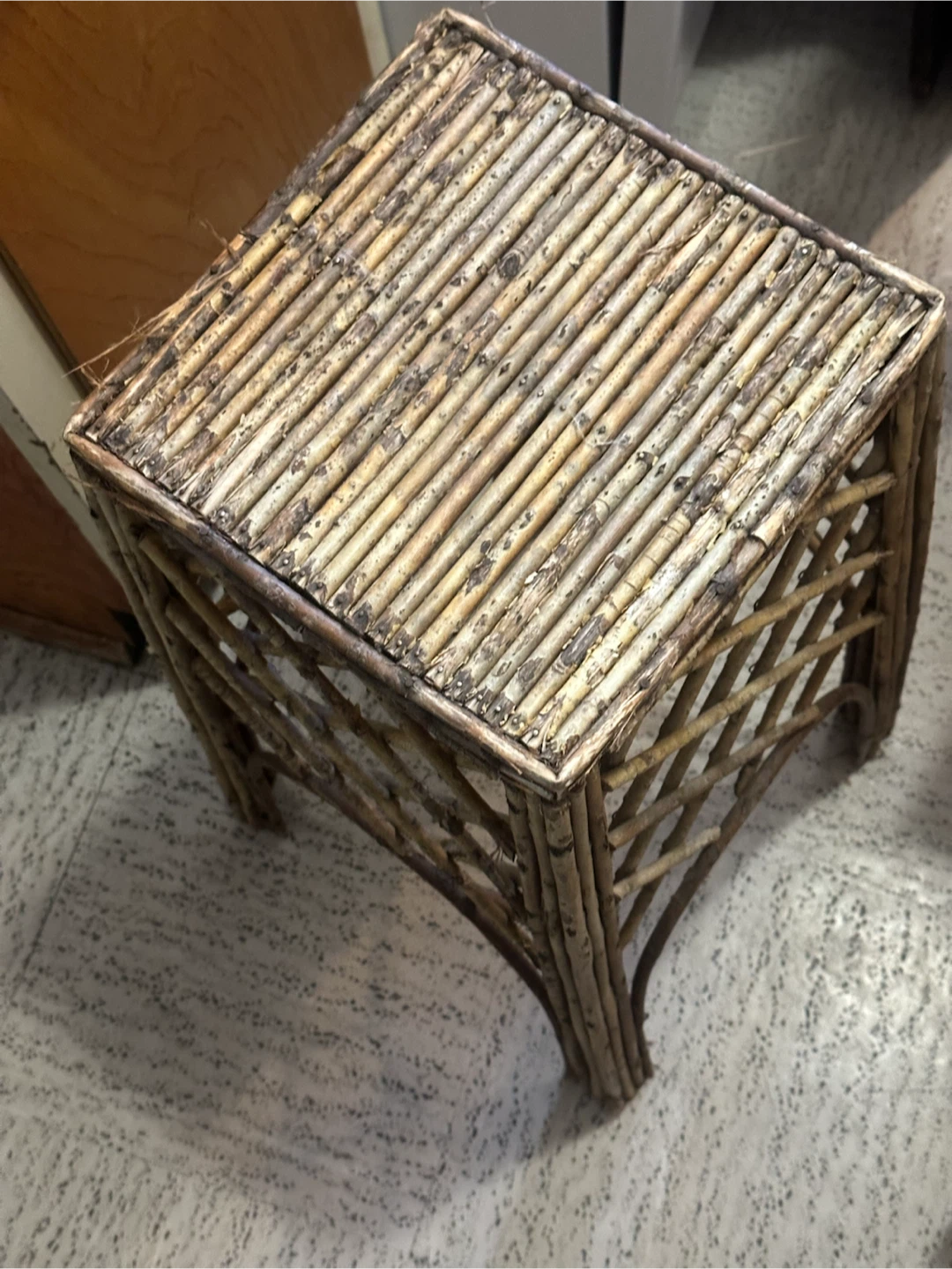 Twig plant stand - photo 3