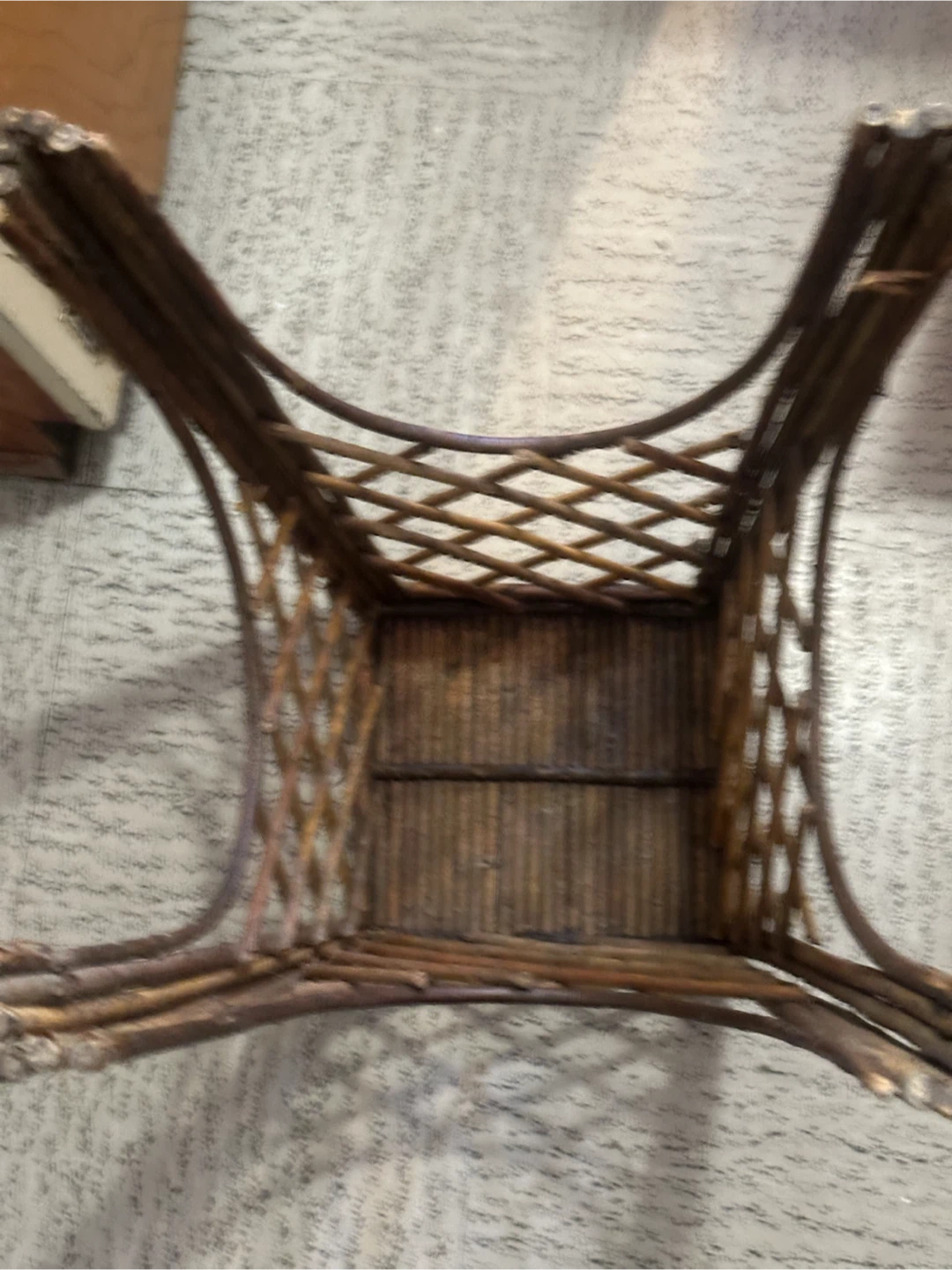 Twig plant stand - photo 4