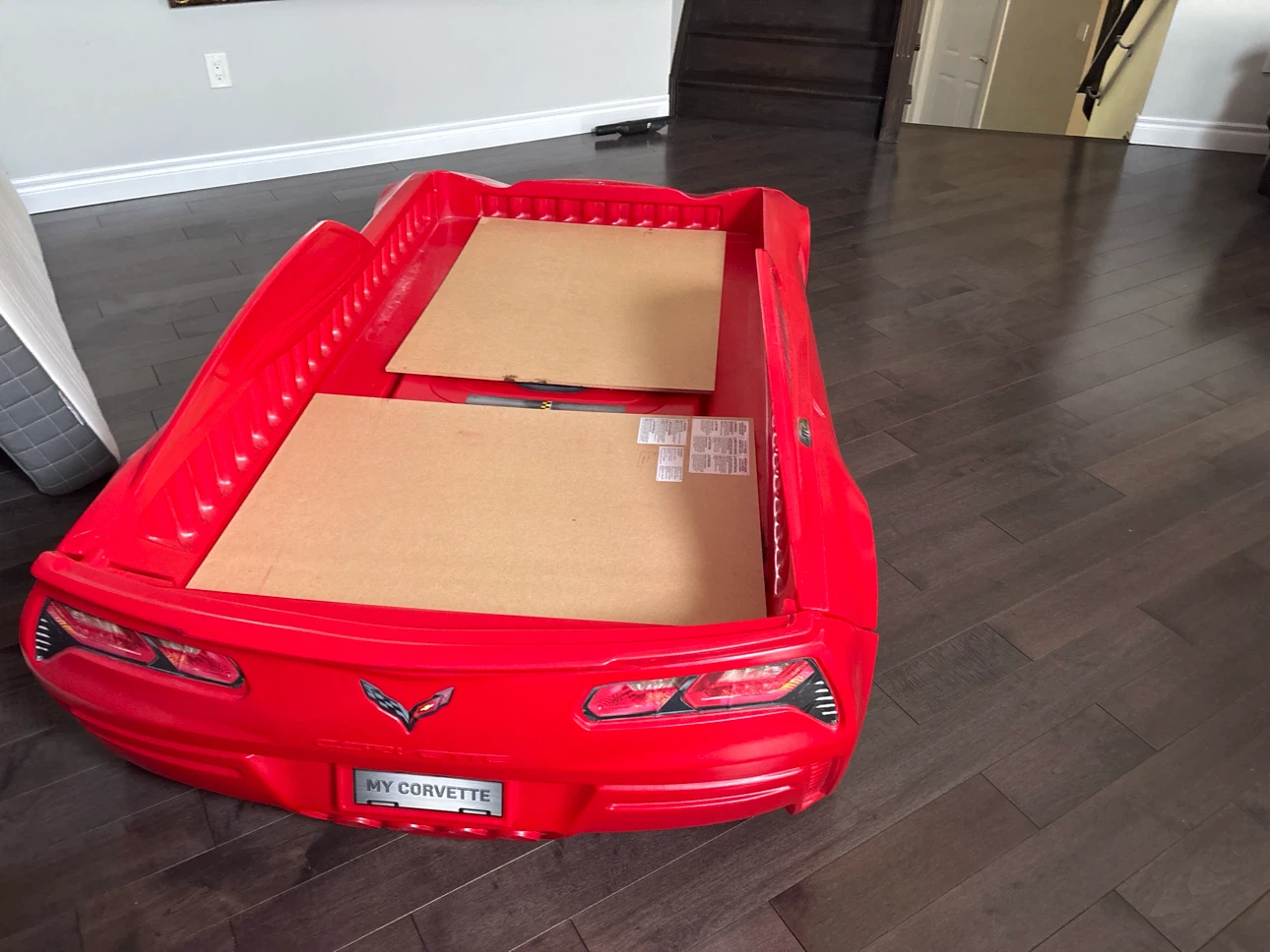 Red Corvette Toddler Bed w mattress - photo 3
