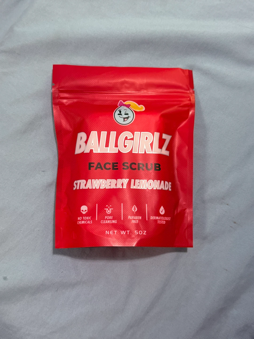 BALLGIRLZ Strawberry Lemonade Face Scrub 5 OZ