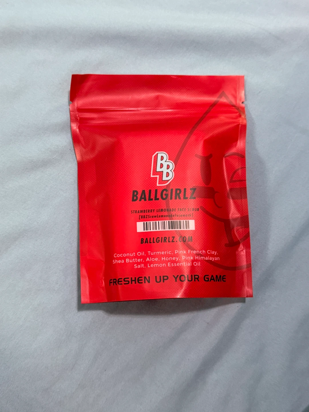 BALLGIRLZ Strawberry Lemonade Face Scrub 5 OZ - photo 2
