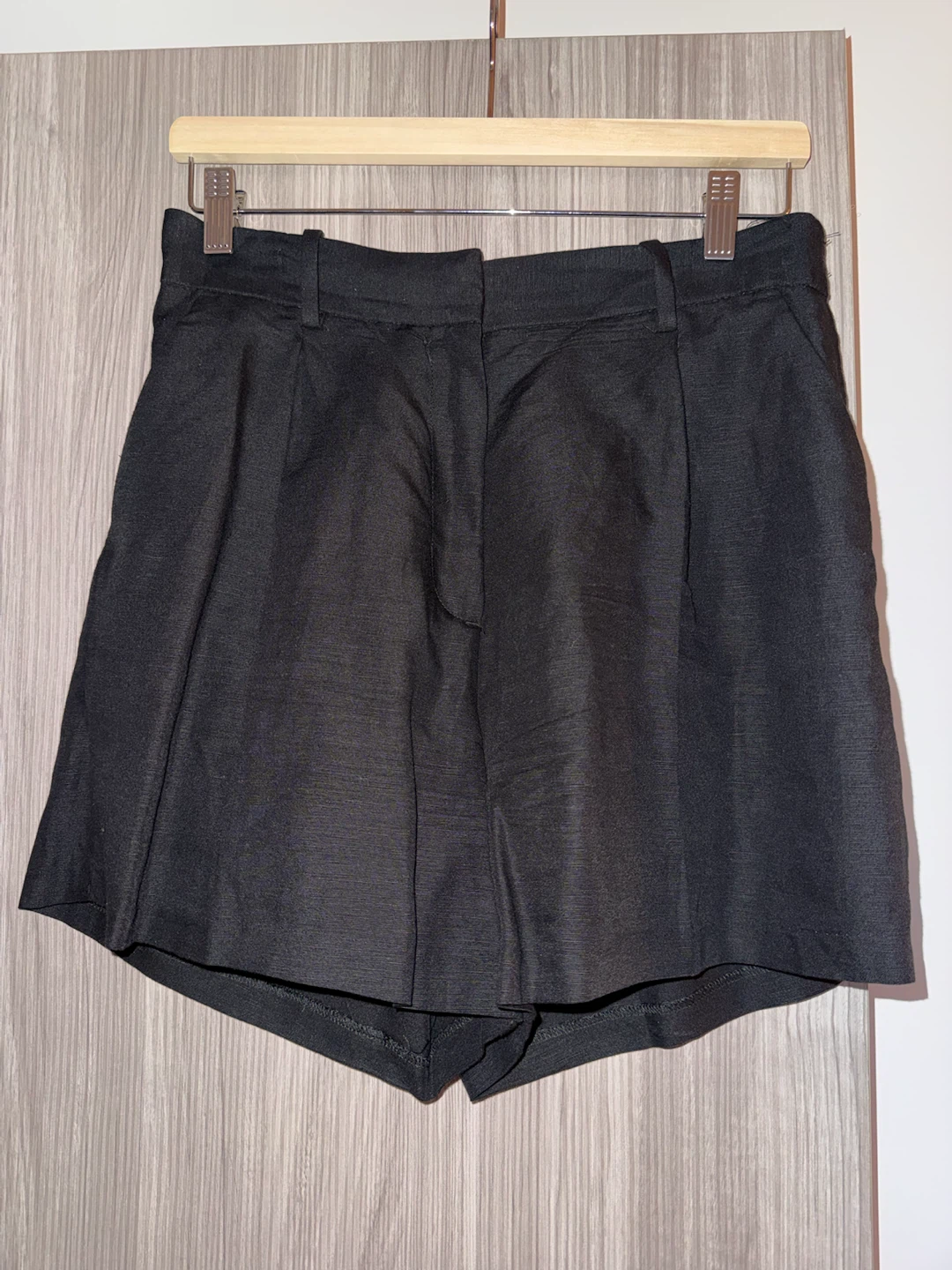 H&M Linen Blend Shorts