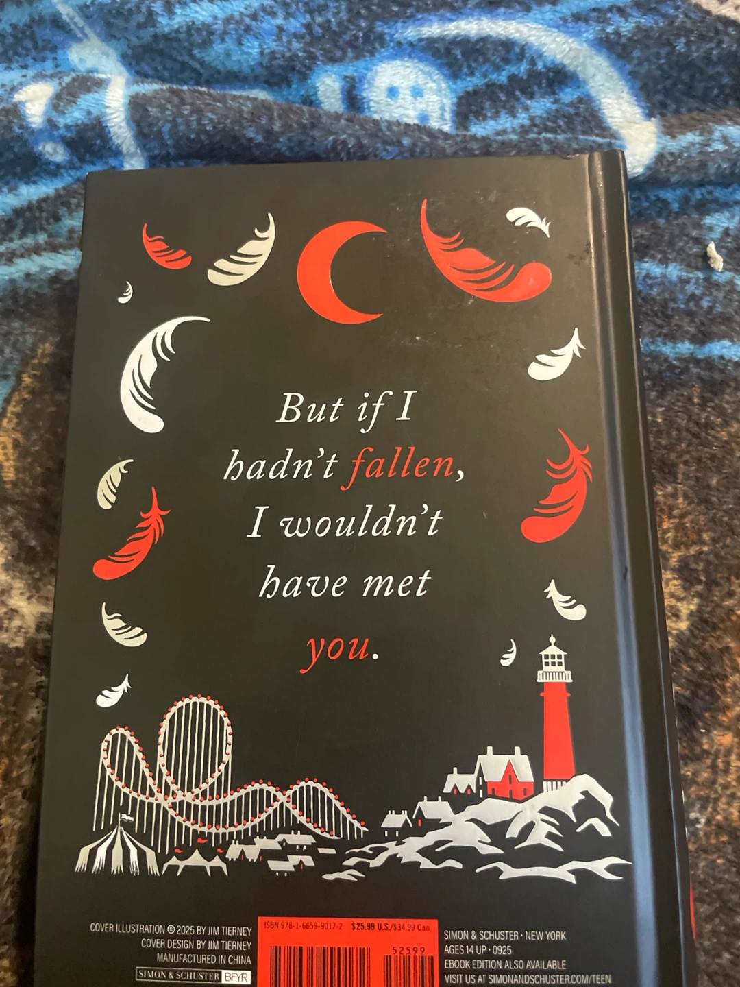 Hush, Hush Collector's Edition by Becca Fitzpatrick - photo 2