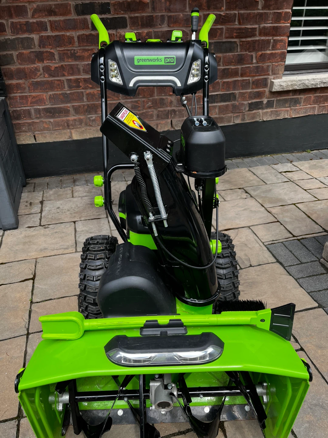 Greenworks Pro 24"Snowblower with Batteries & Charger - photo 4