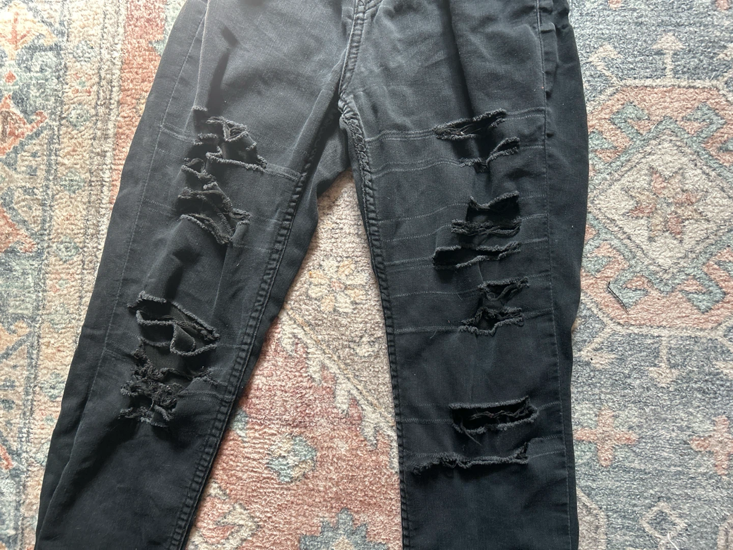 Black Ripped Skinny Jeans - photo 2
