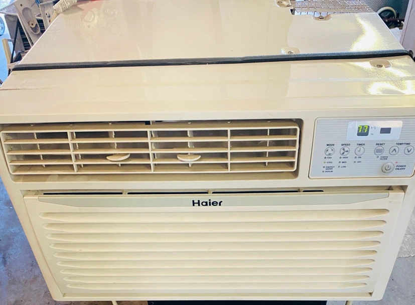 Wall 10,000 BTU Air Conditioner