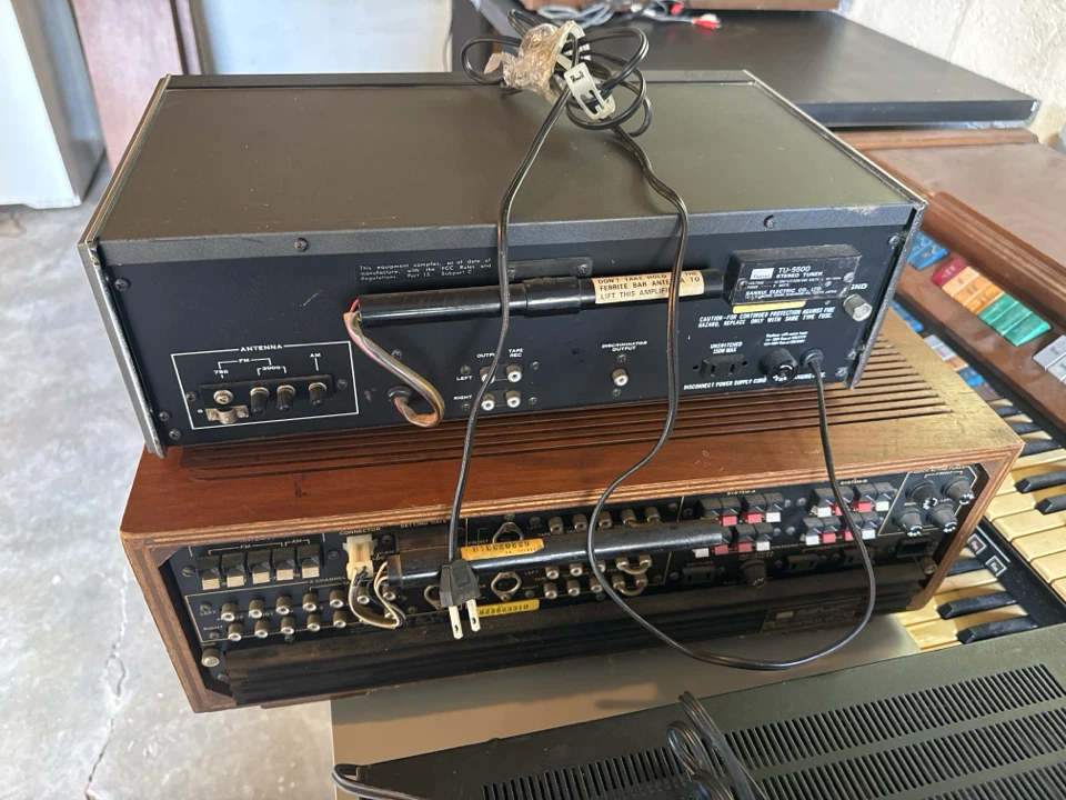 Sansui AM/FM Stereo Tuner TX-900 & 4 Channel Receiver QR-4500 - photo 3