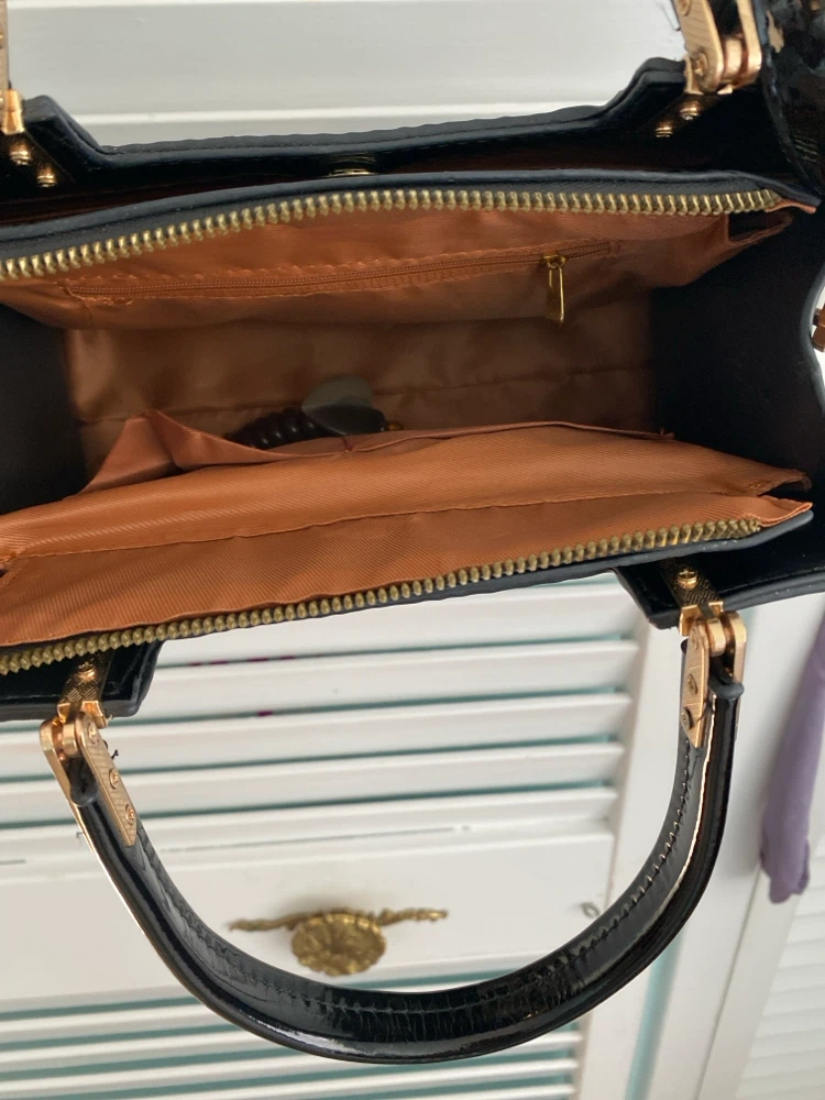 Danbaoly Faux Snakeskin Handbag - photo 3