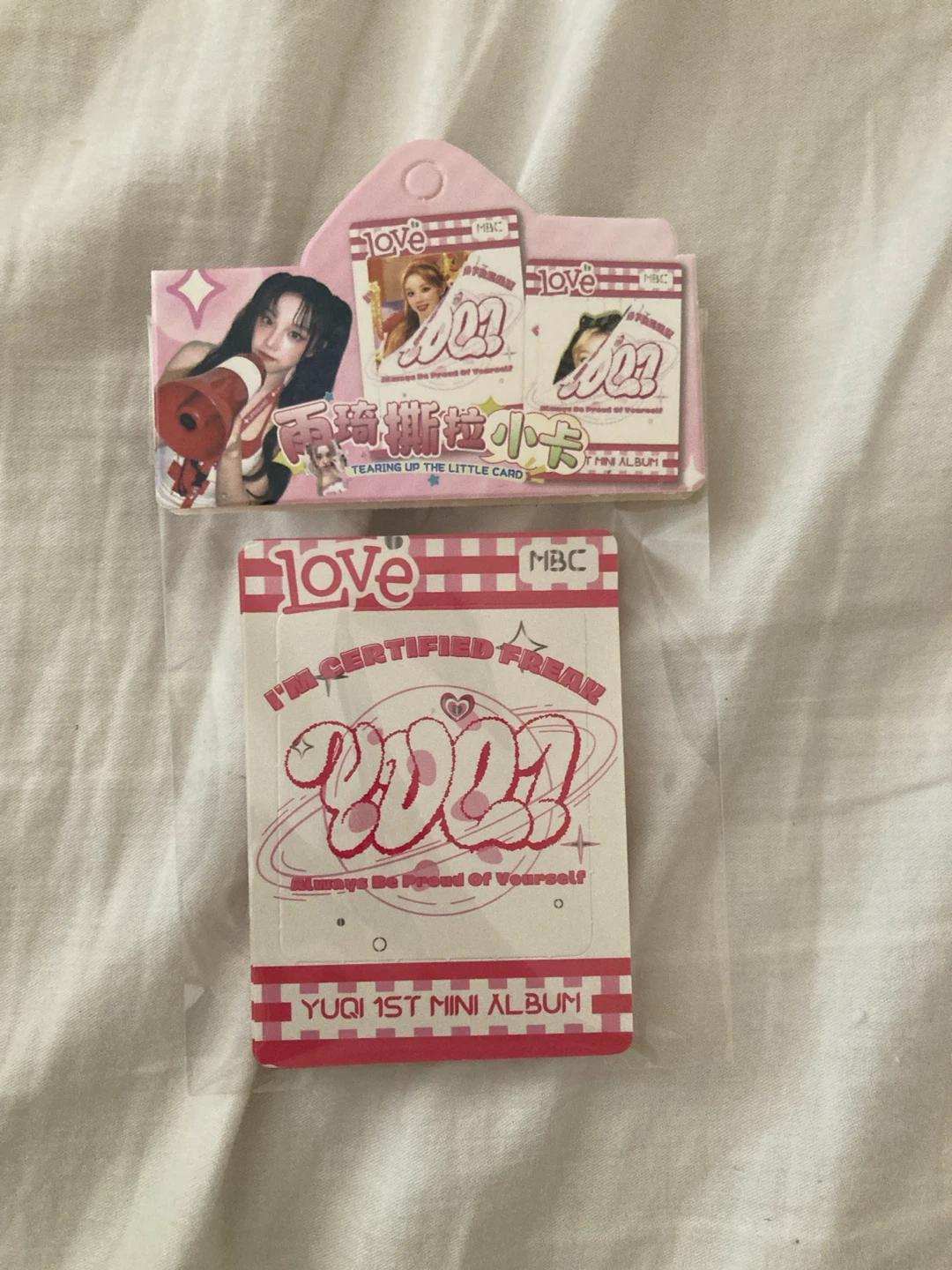 Yuqi I'm Certified Freak Tearing Up the Little Card Photocards