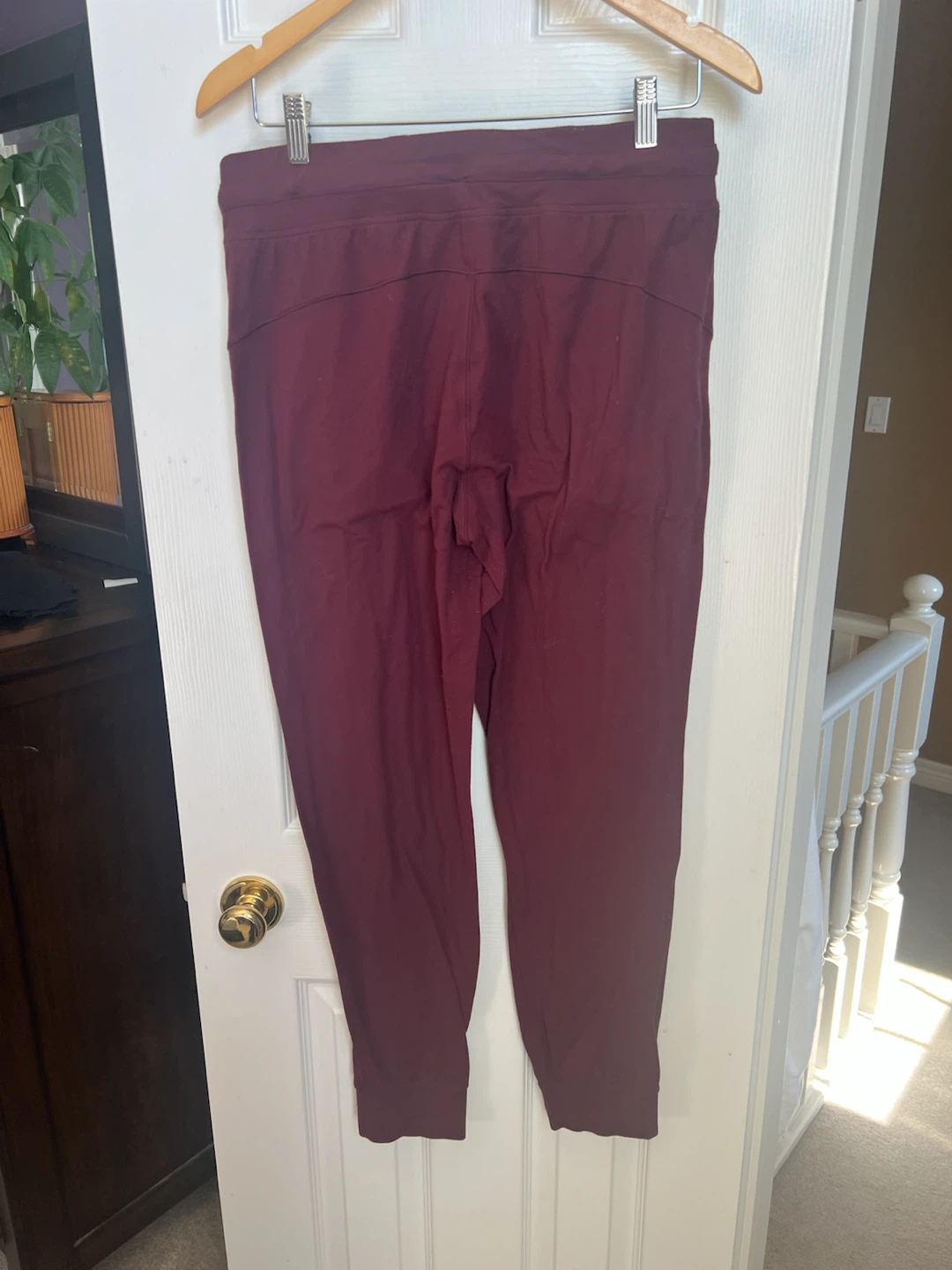 Size 10 high rise lulu align joggers - photo 2