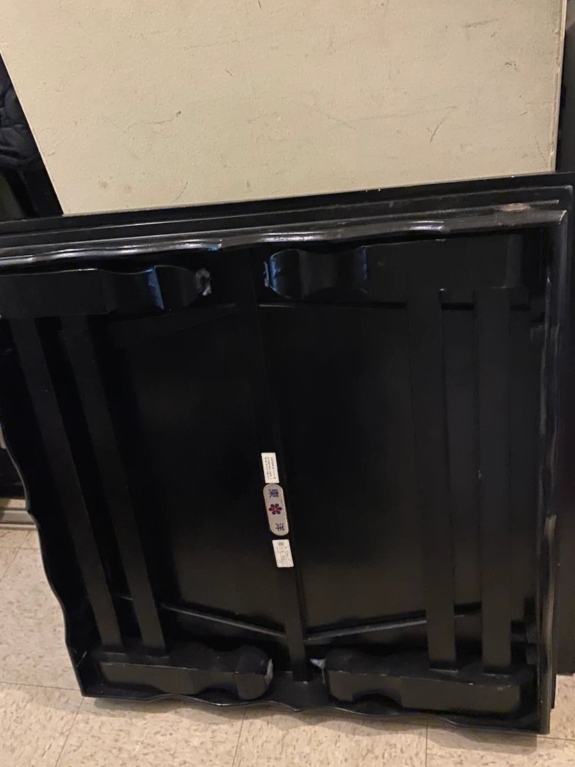 Black table - photo 3