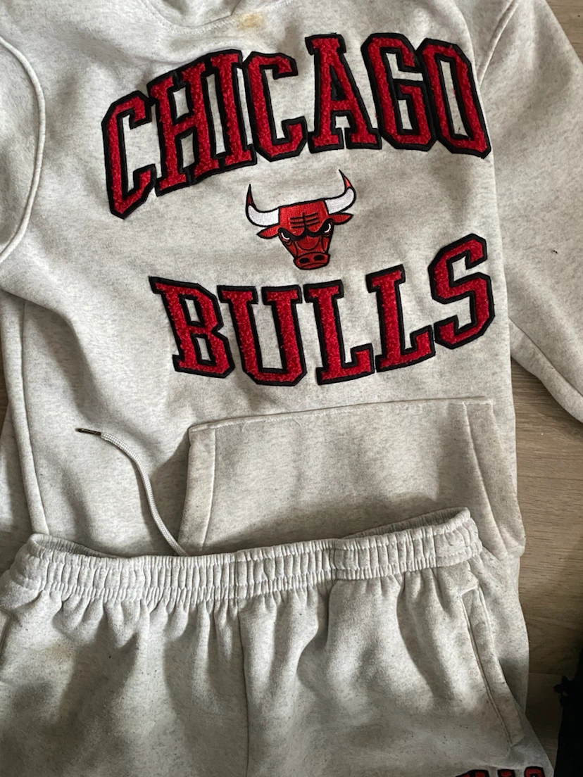 Chicago Bulls NBA Fleece Hoodie and Sweatpants Set - photo 2