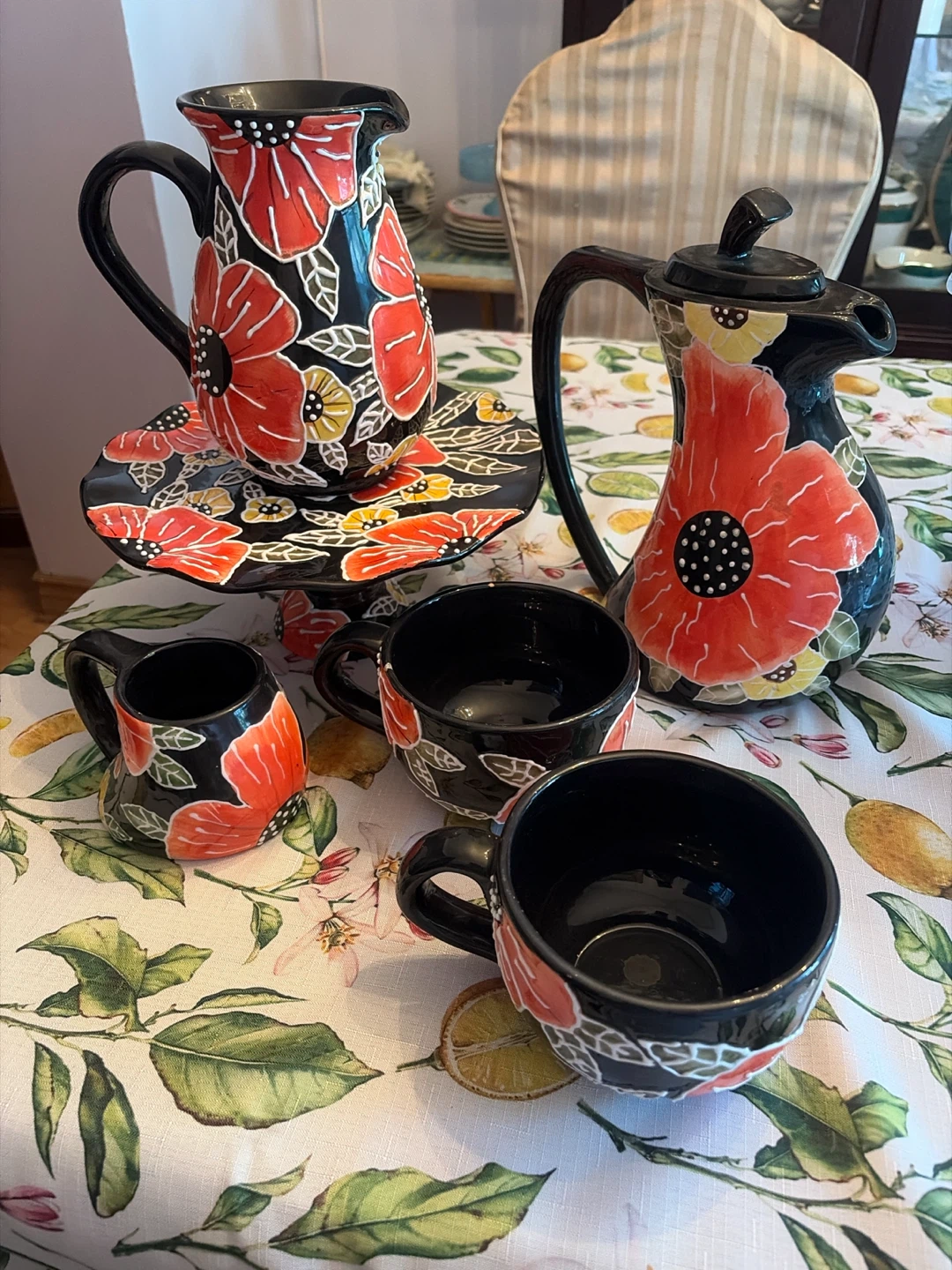 Ganz Black Ceramic Mug with Red Poppies Set