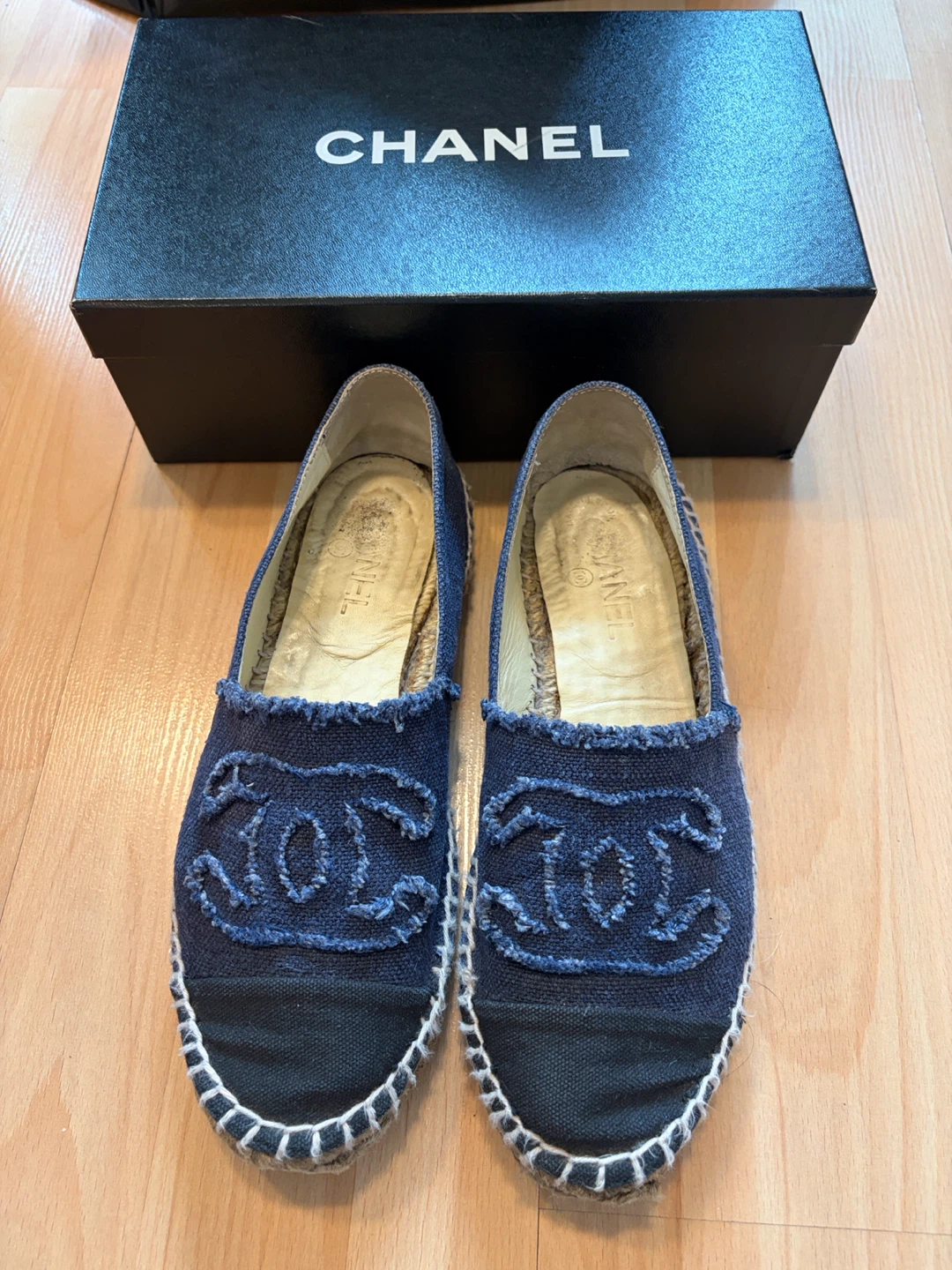 CHANEL Espadrilles