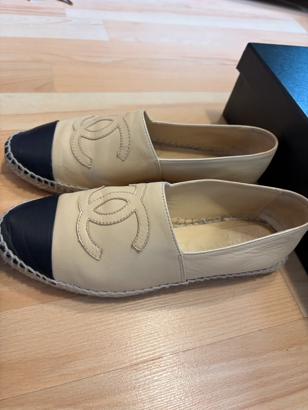Chanel Espadrille Flats Size 40 - photo 4