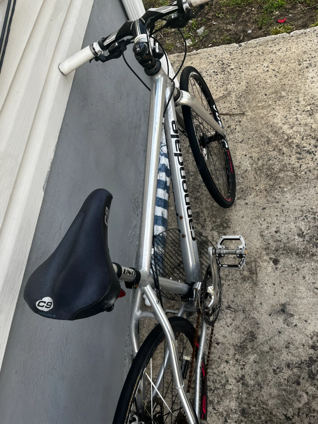 Cannondale Aluminum Road Bike - photo 3